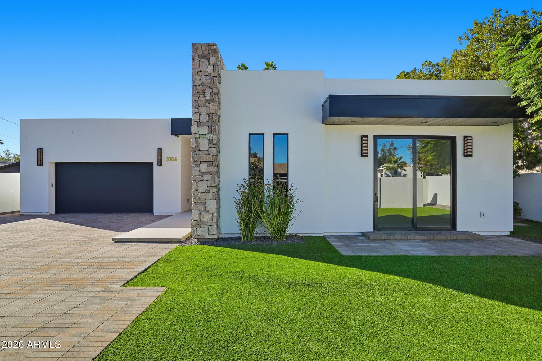 3106 N Valencia Ln — photo 2