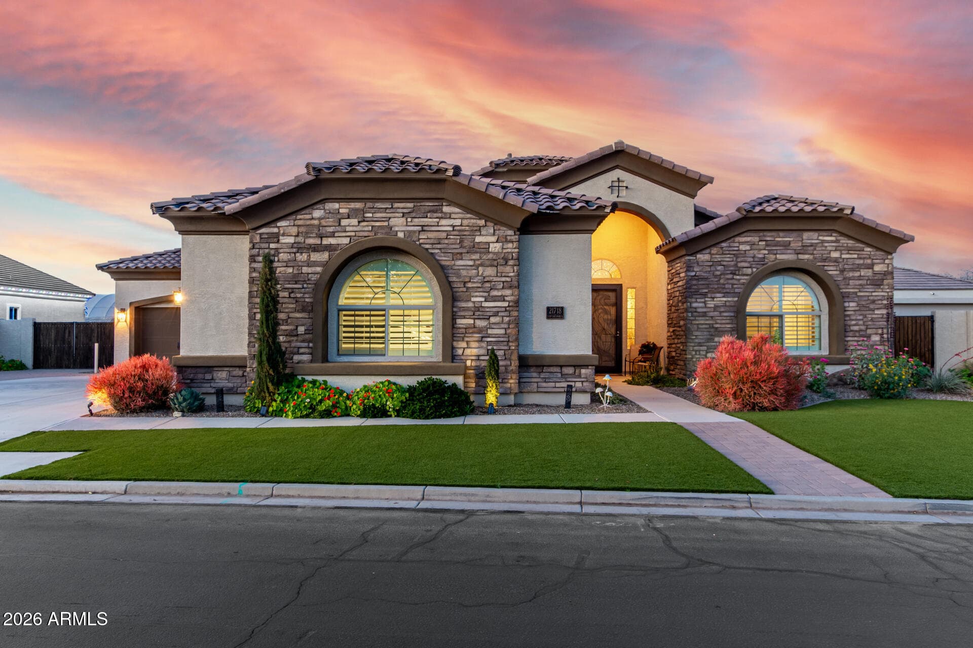 21718 E Camacho Rd — photo 1