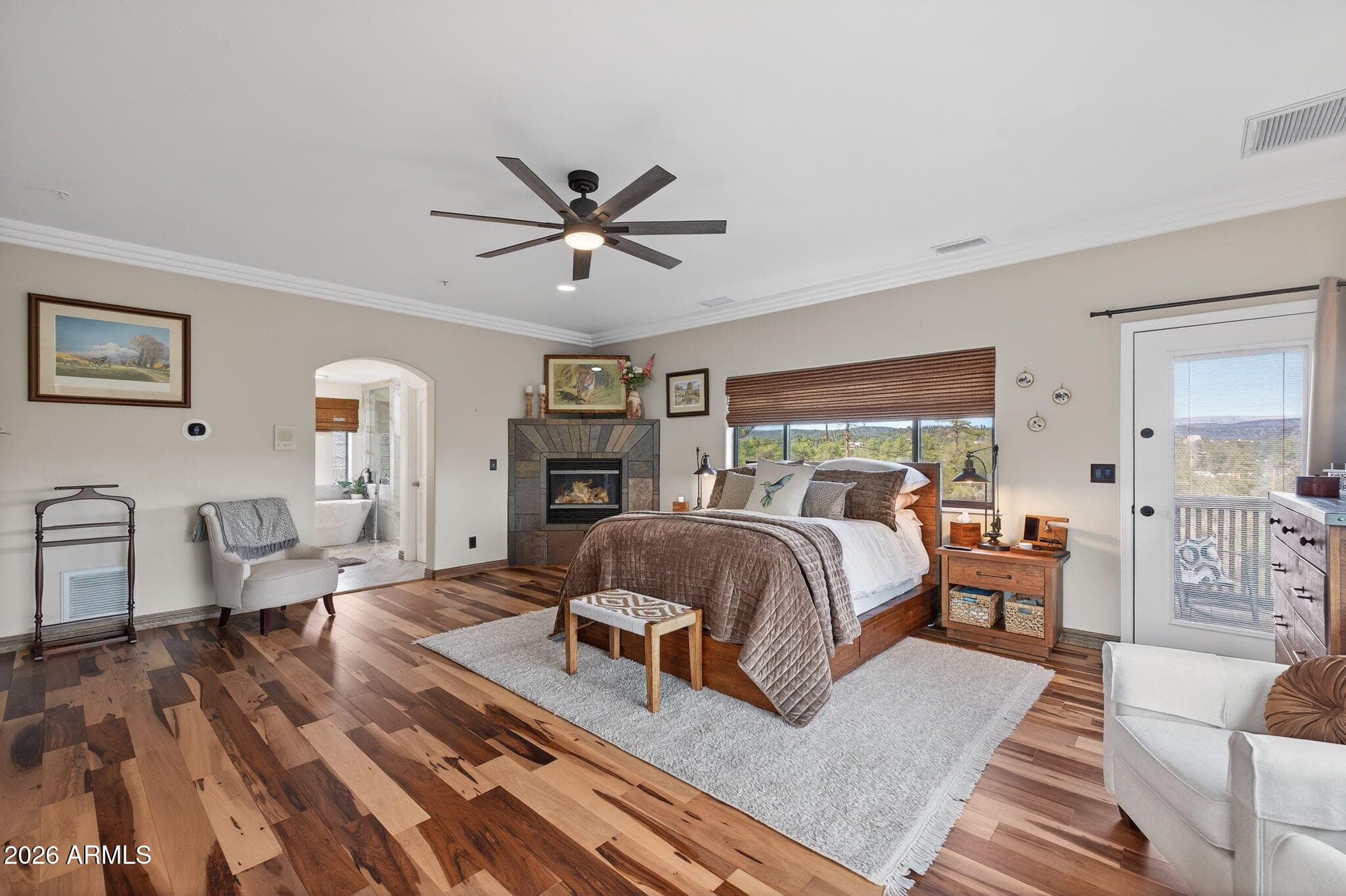 128 E SADDLEBACK TRAIL - See more photos