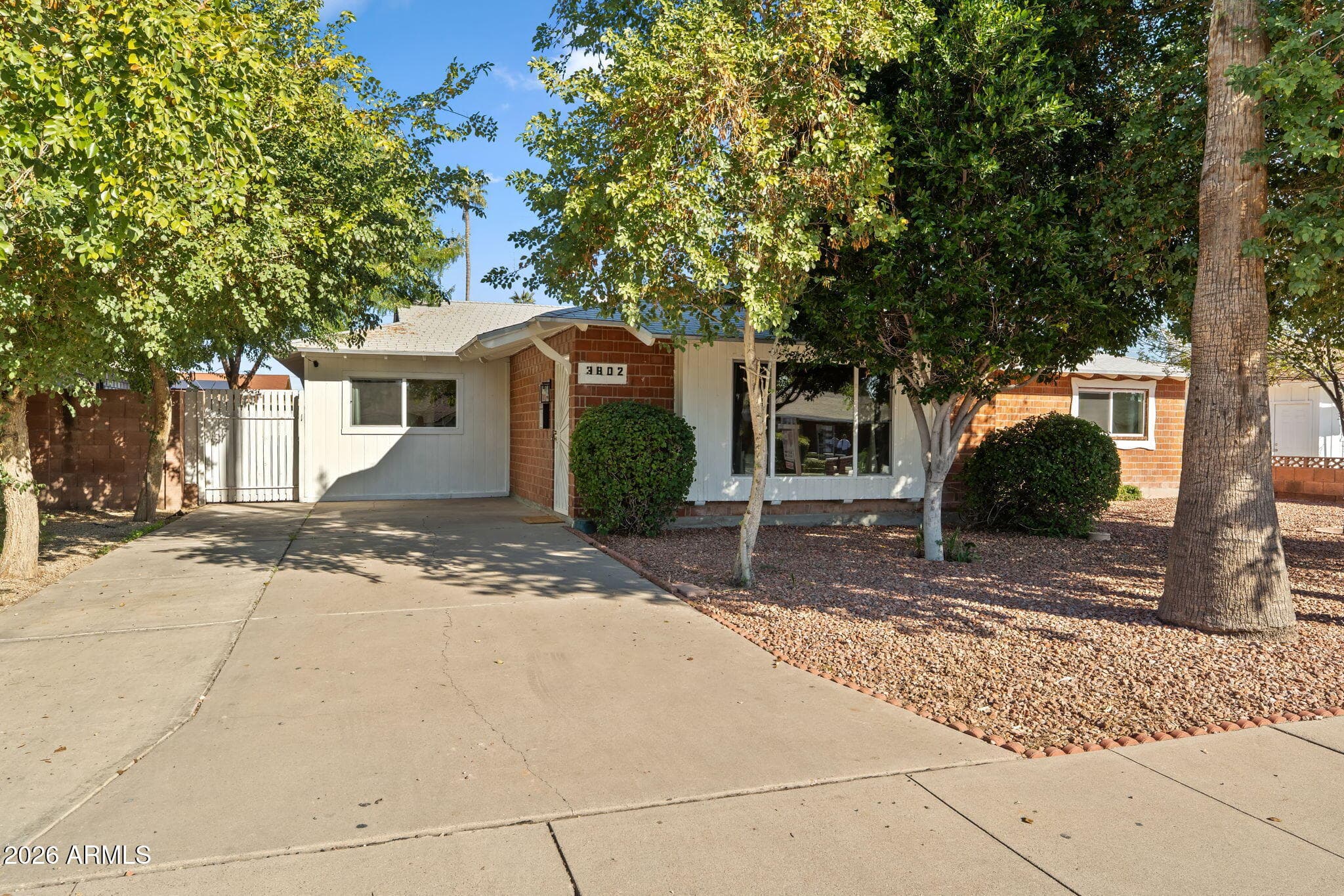 3802 W Cavalier Dr — photo 1