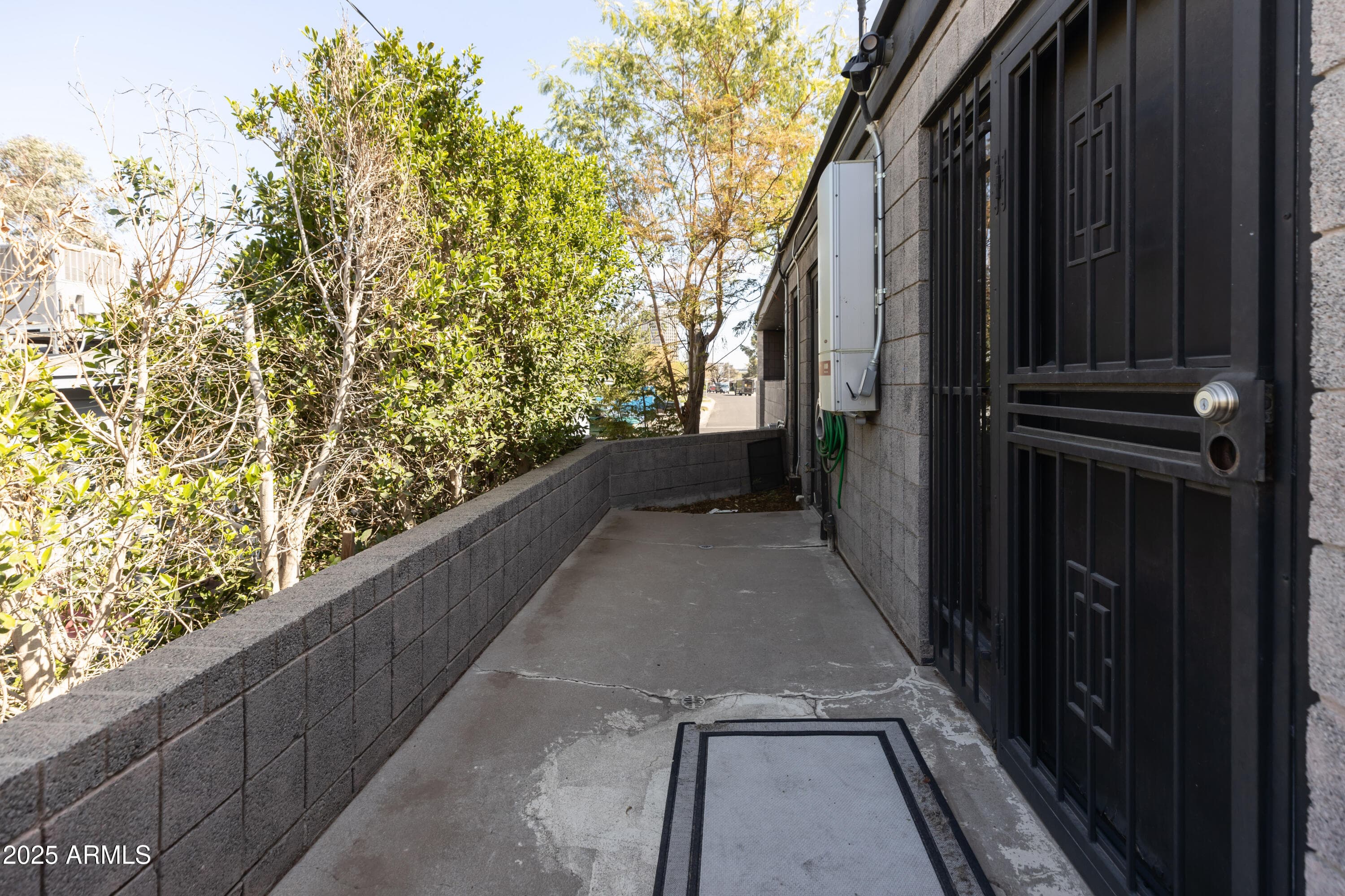 3126 N 6th Ave — photo 60