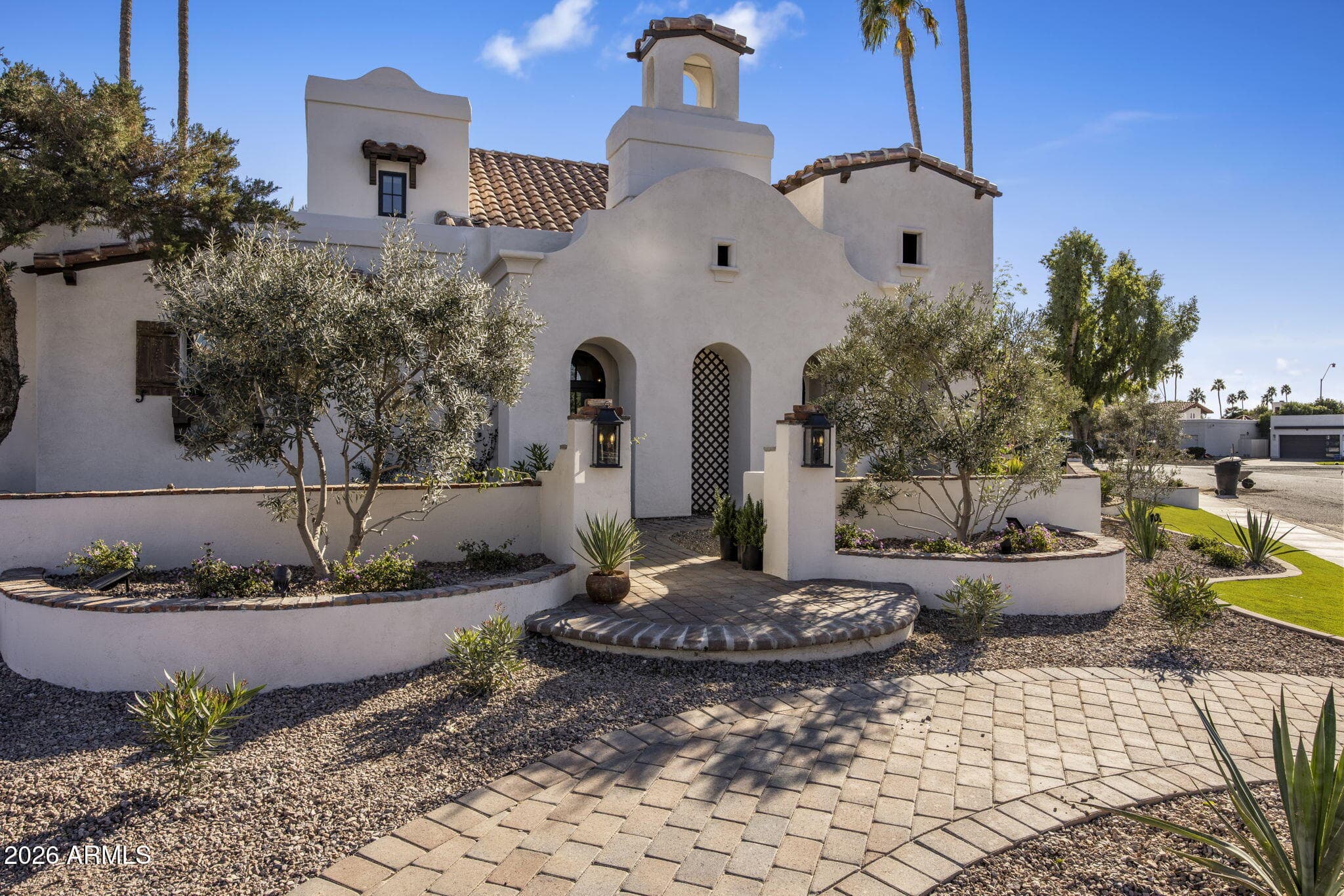 8127 E Del Capitan Dr — photo 1