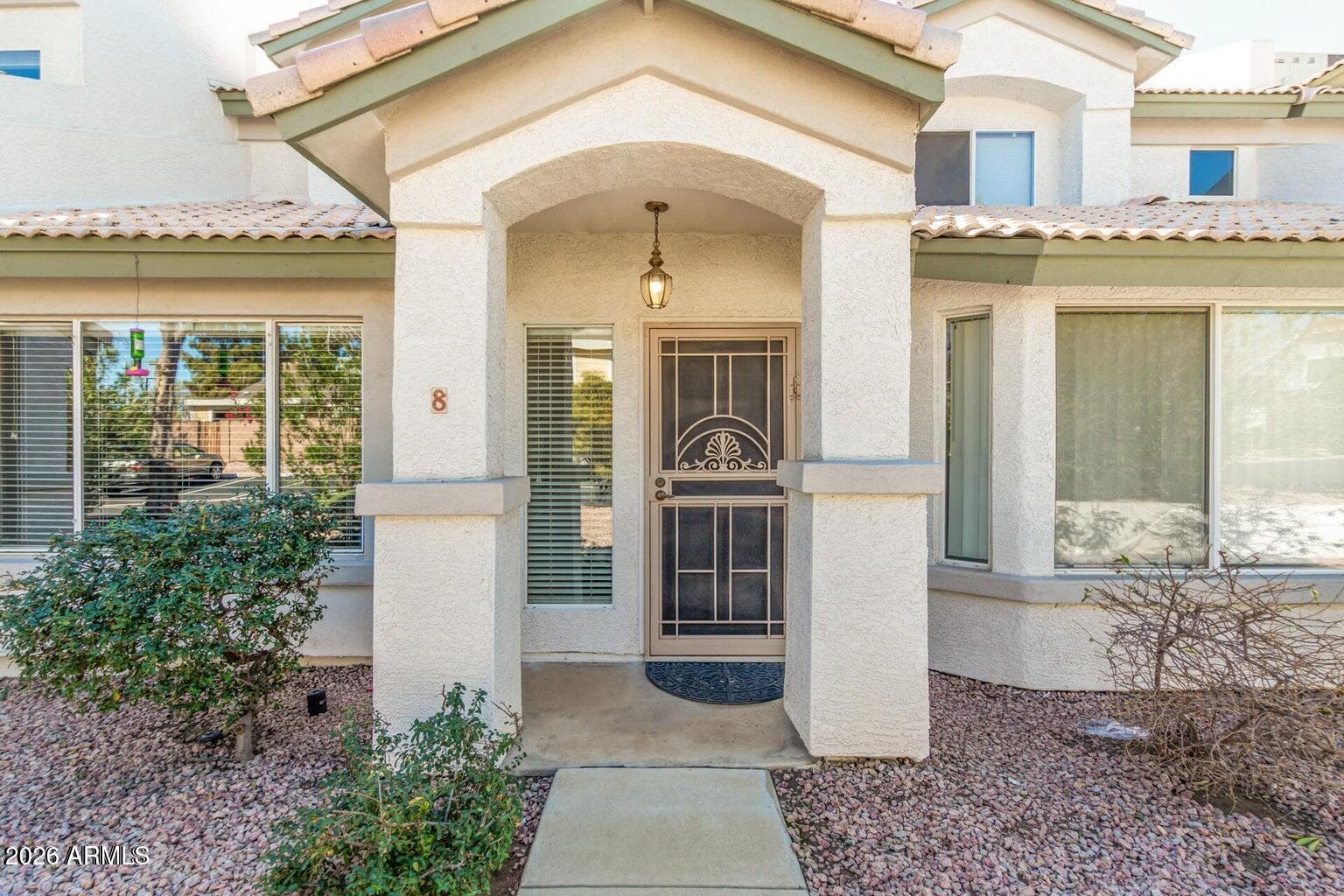 4805 E KACHINA TRAIL - Photo 1