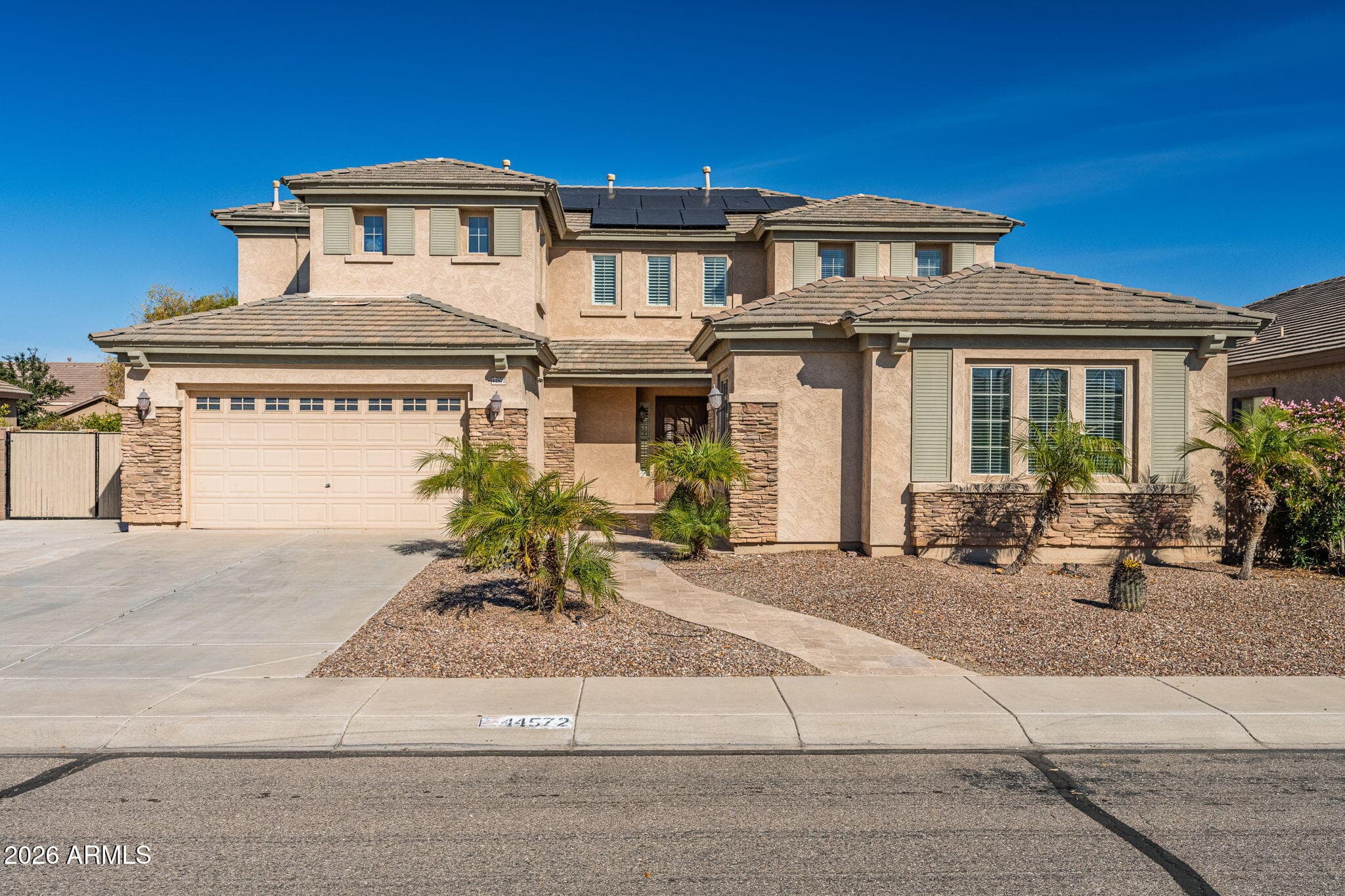 44572 W Granite Dr — photo 1