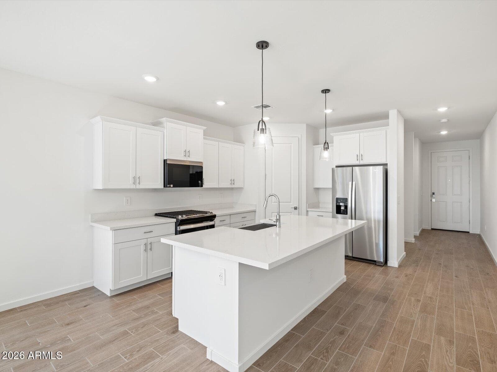 33100 N Noir Dr — photo 1
