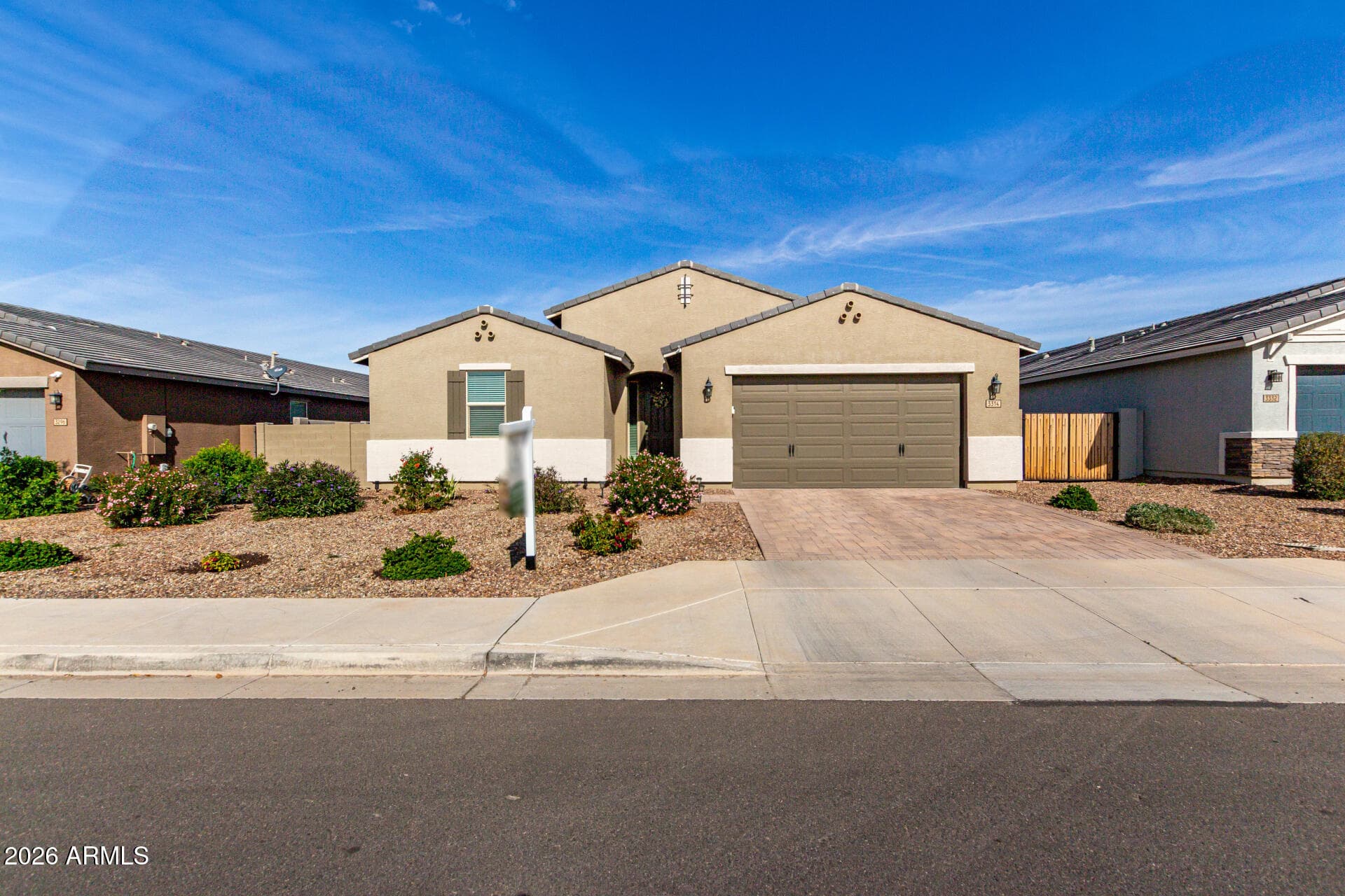 3314 E Jasmine Way — photo 2