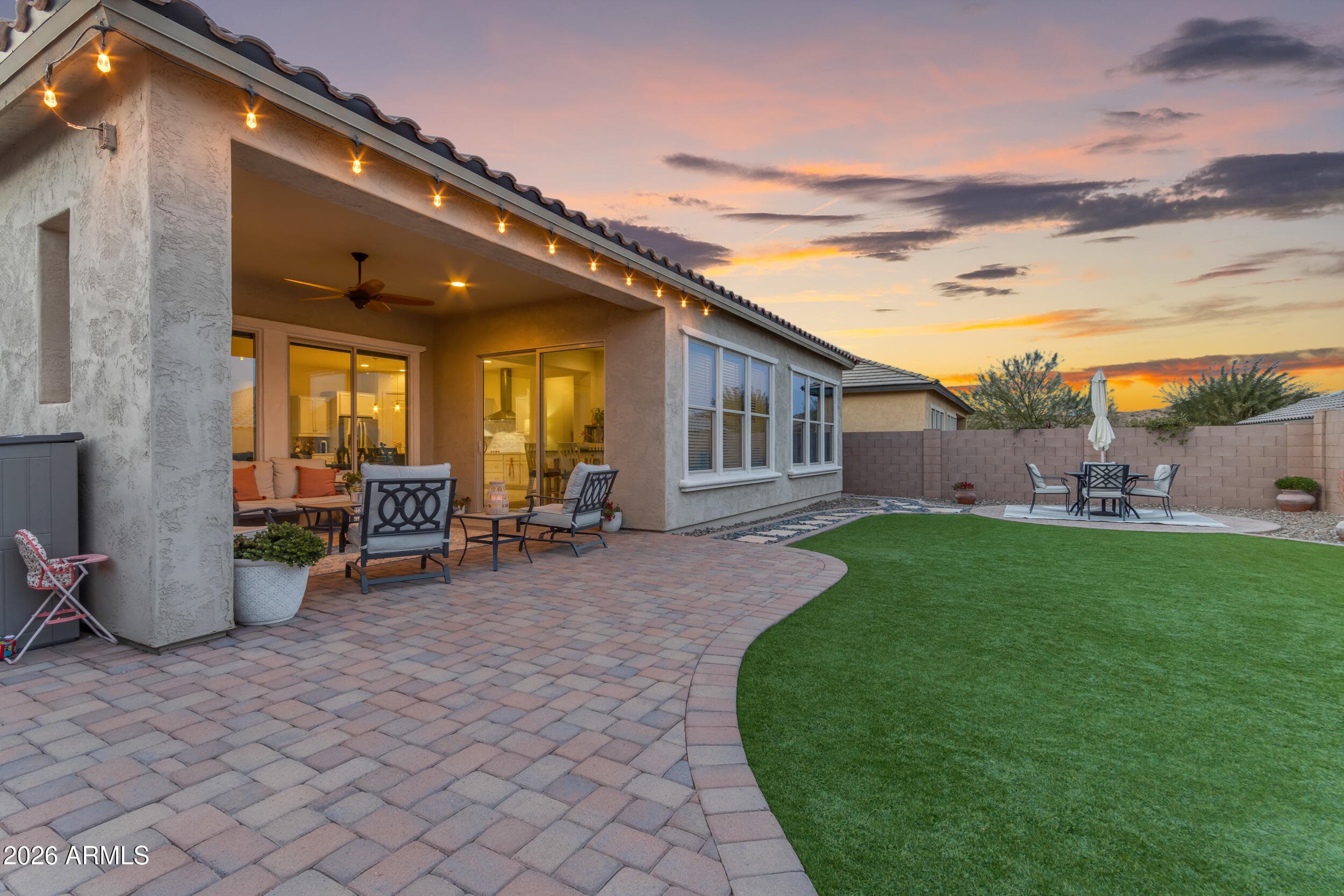 16635 W VALENCIA DR - Photo 4