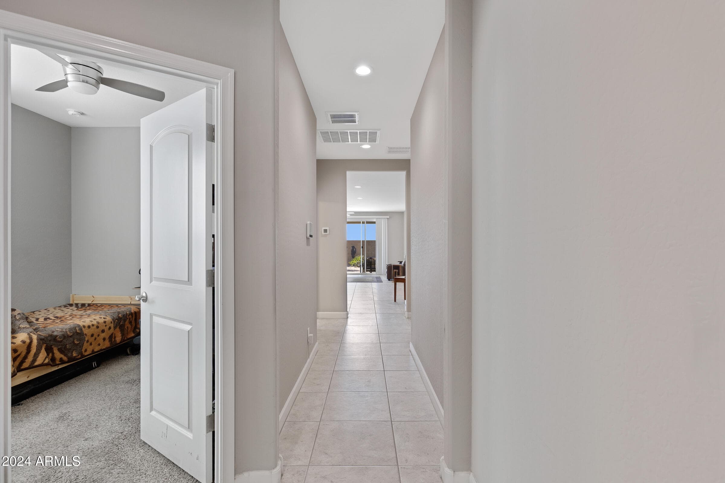 2310 N COMISKEY DR - Photo 3
