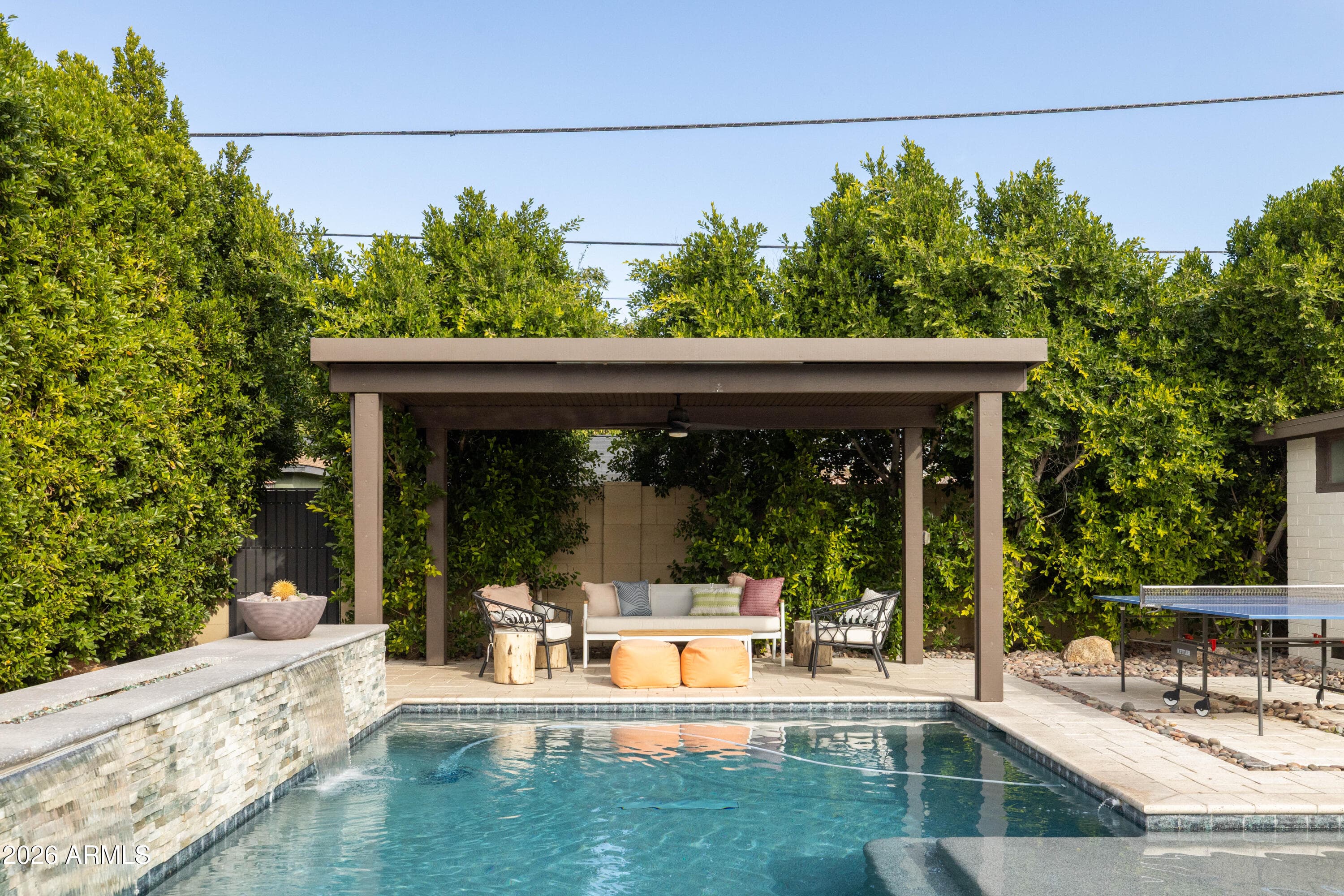 546 W Encanto Blvd — photo 1