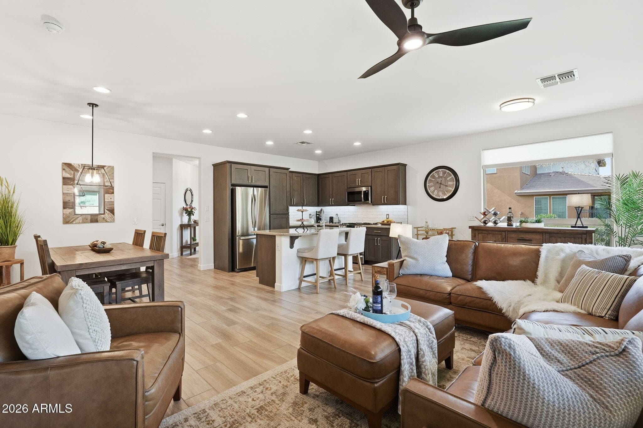 796 E VERDE BLVD - Photo 3