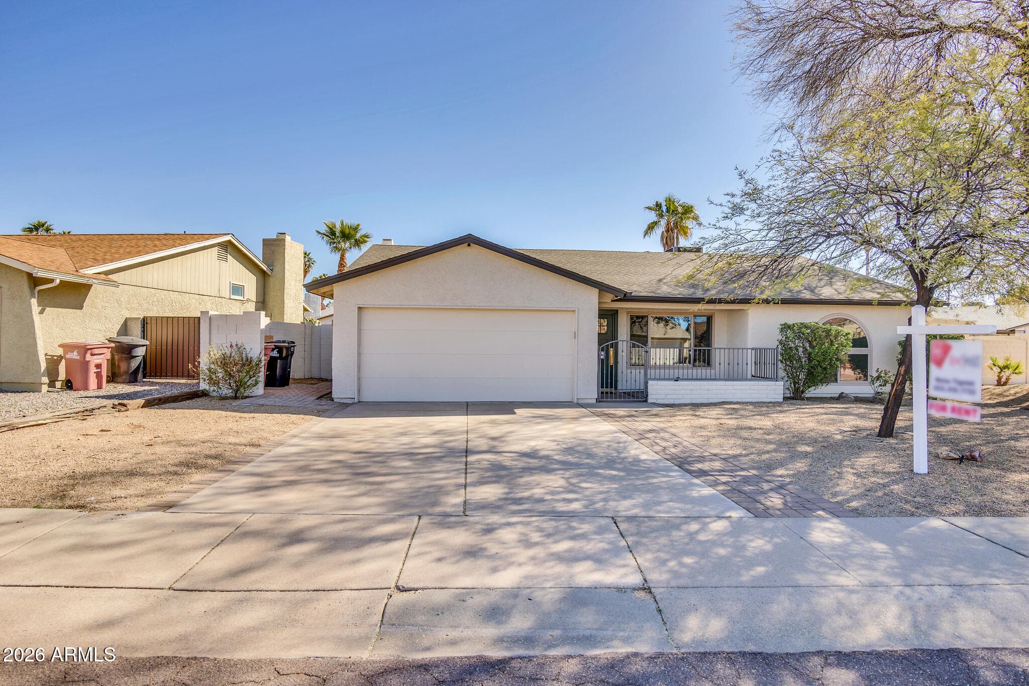 10645 E Mercer Ln — photo 2