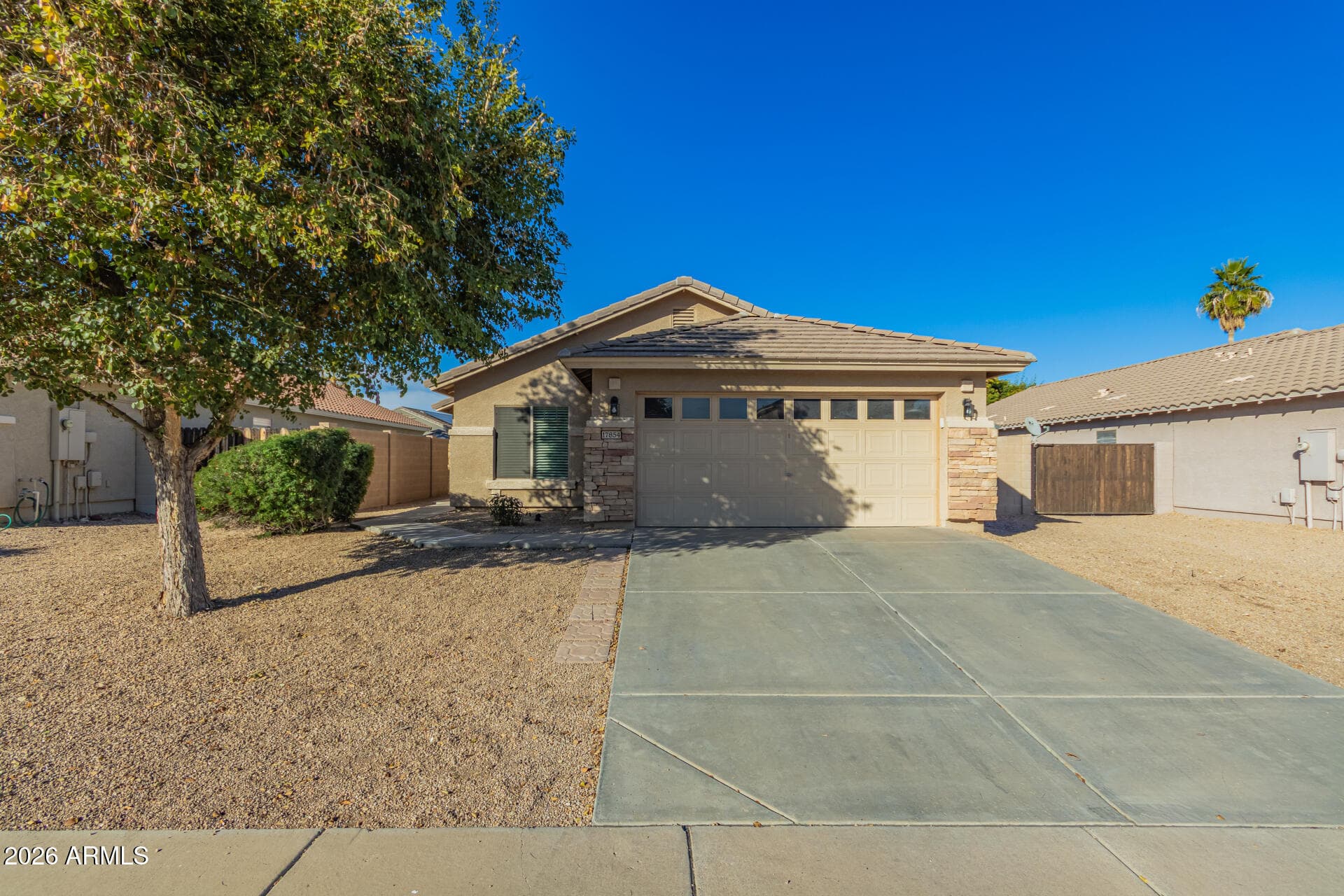 17854 W Redfield Rd — photo 1