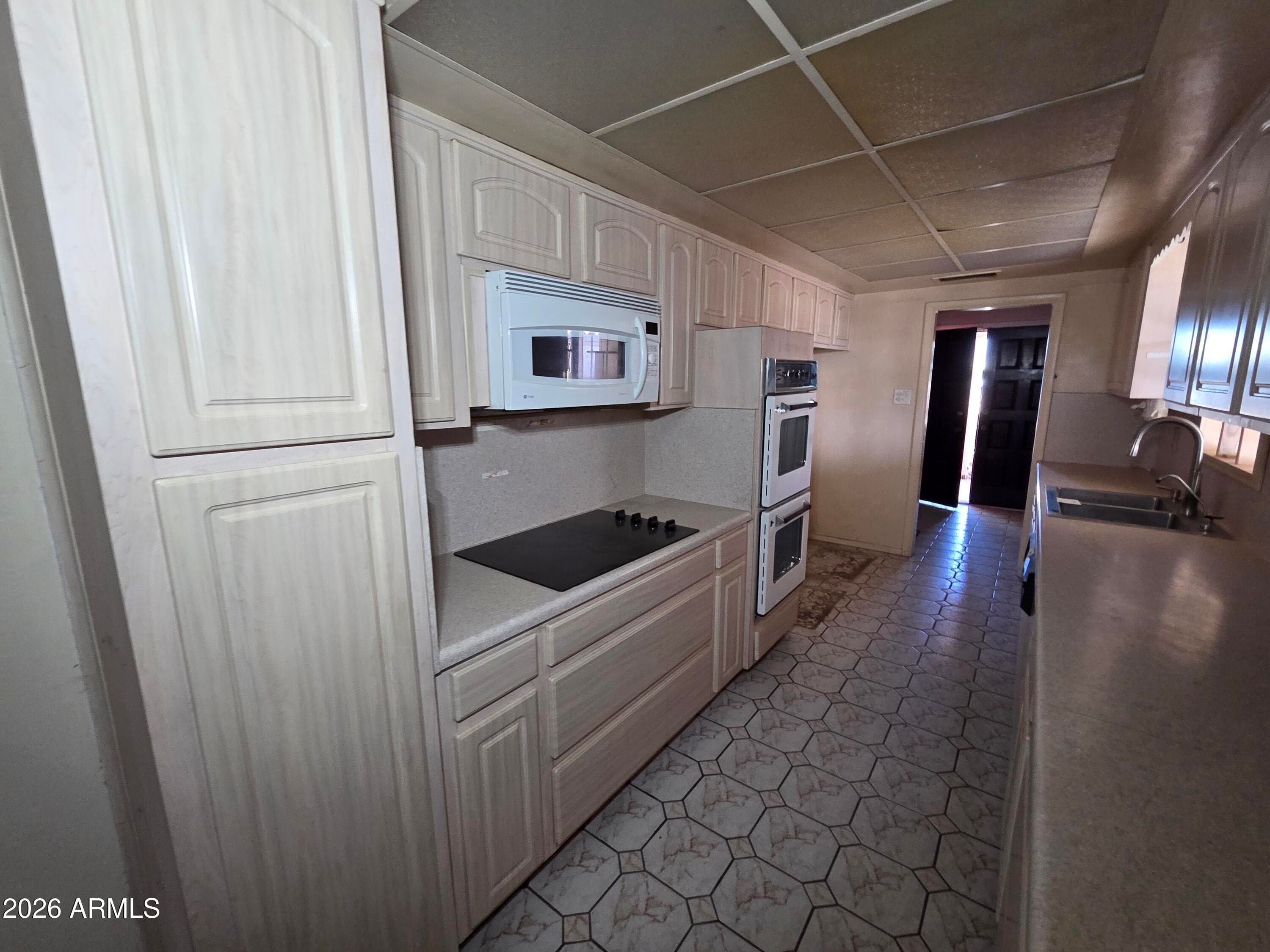 3237 W Pierce St — photo 20