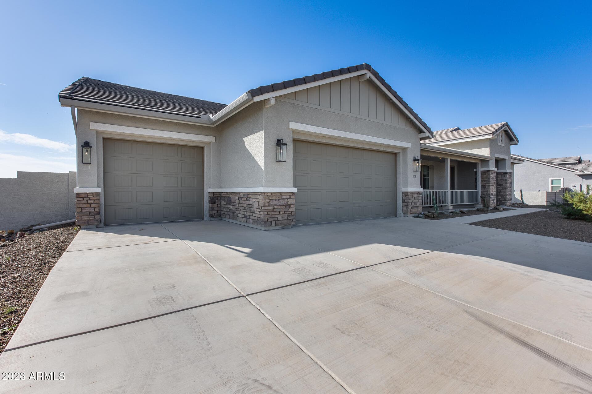 825 E Perdido Way — photo 2