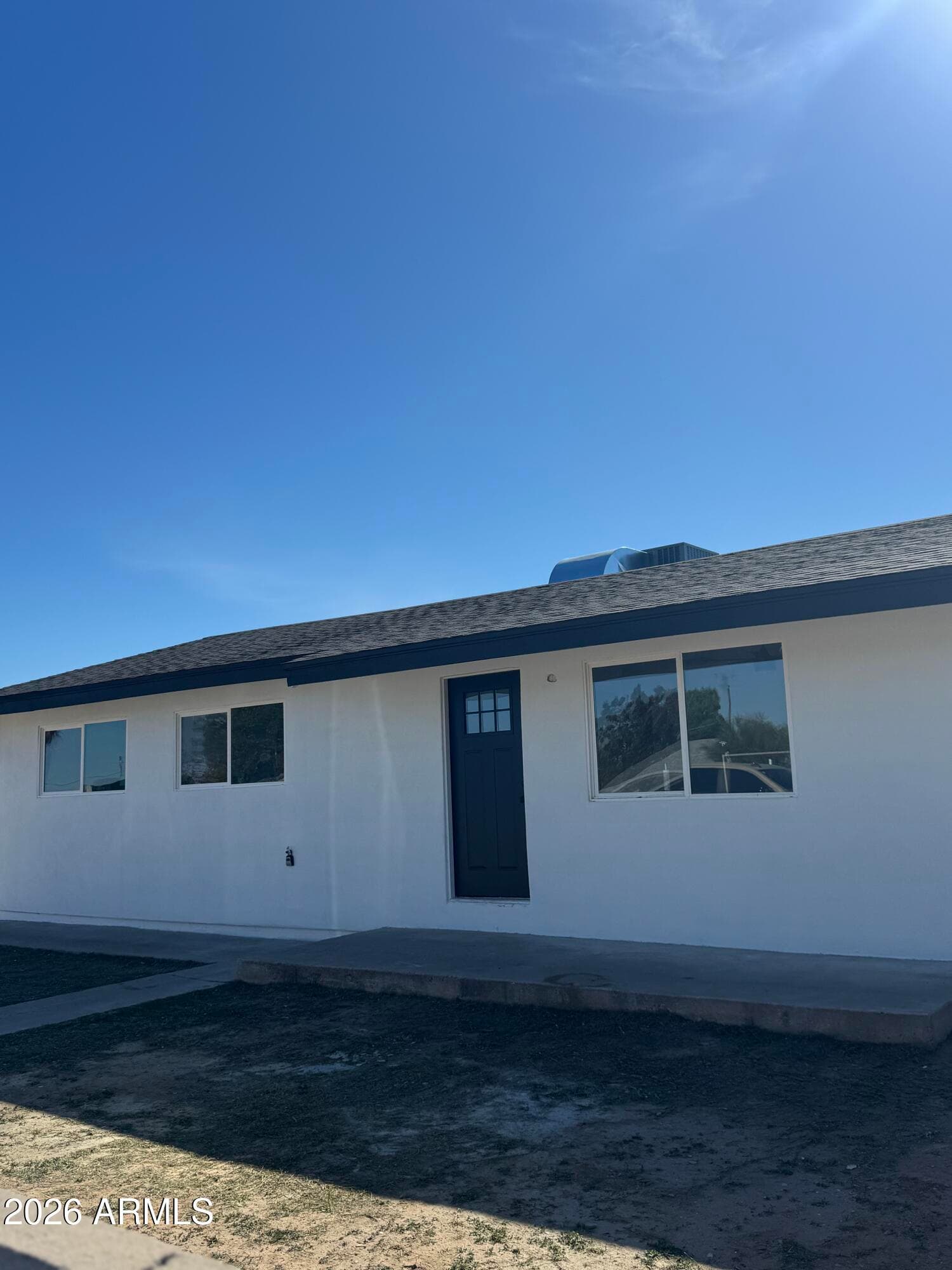 1301 W Sunland Ave — photo 1