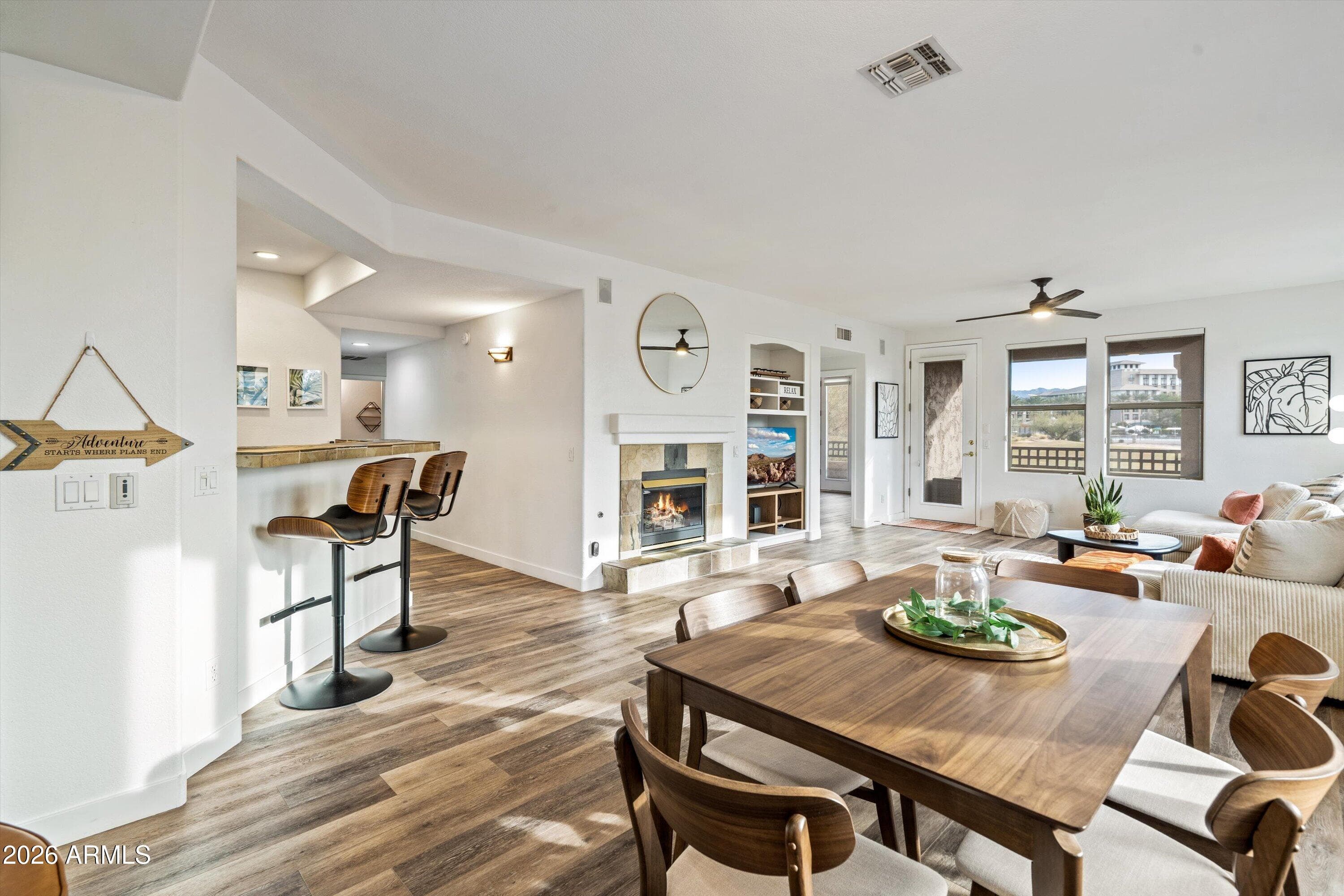 15221 N Clubgate Dr 2078 — photo 2