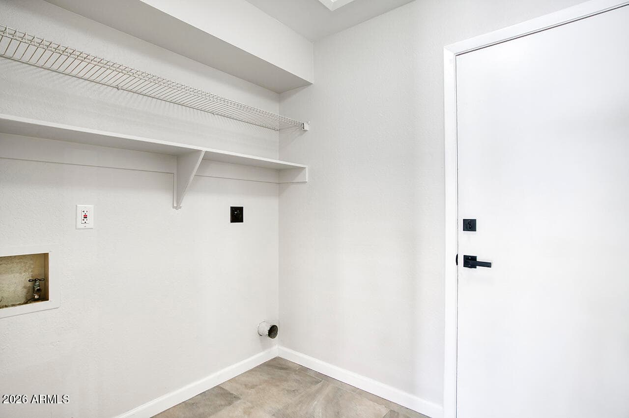 4511 W Sandra Terrace — photo 26