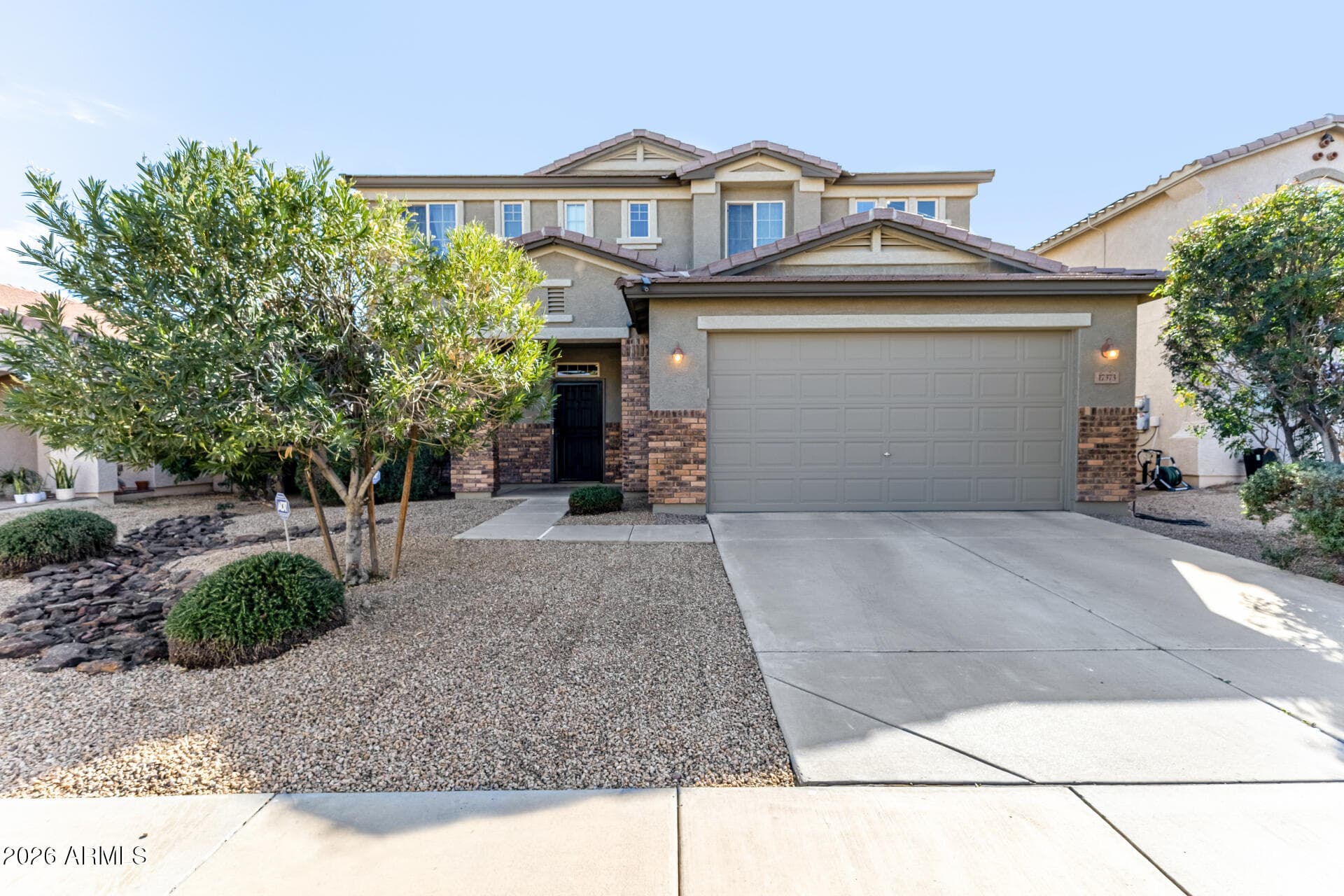 17373 W Lilac St — photo 2