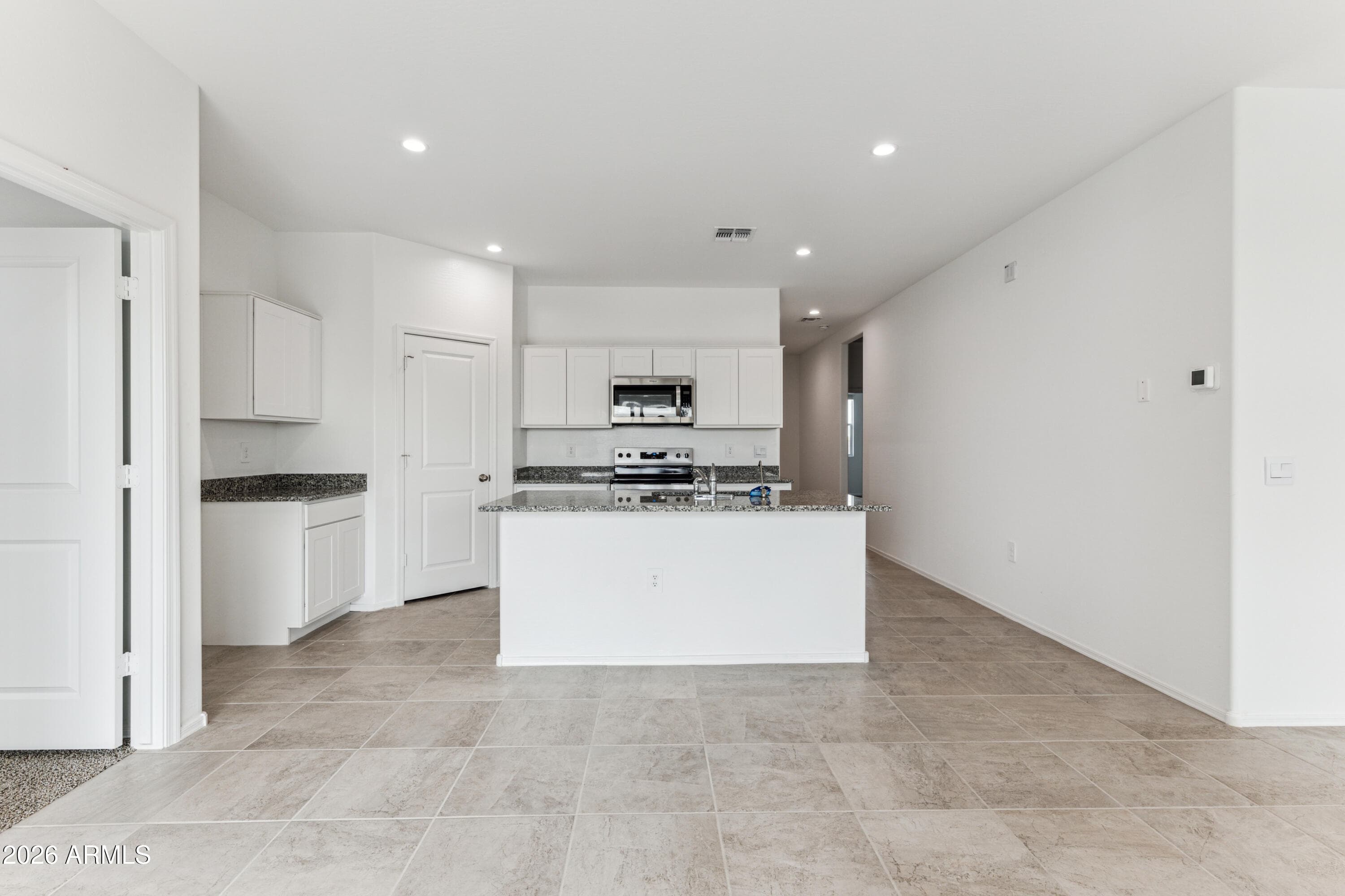 1539 E GLAZIER E DR - Photo 4