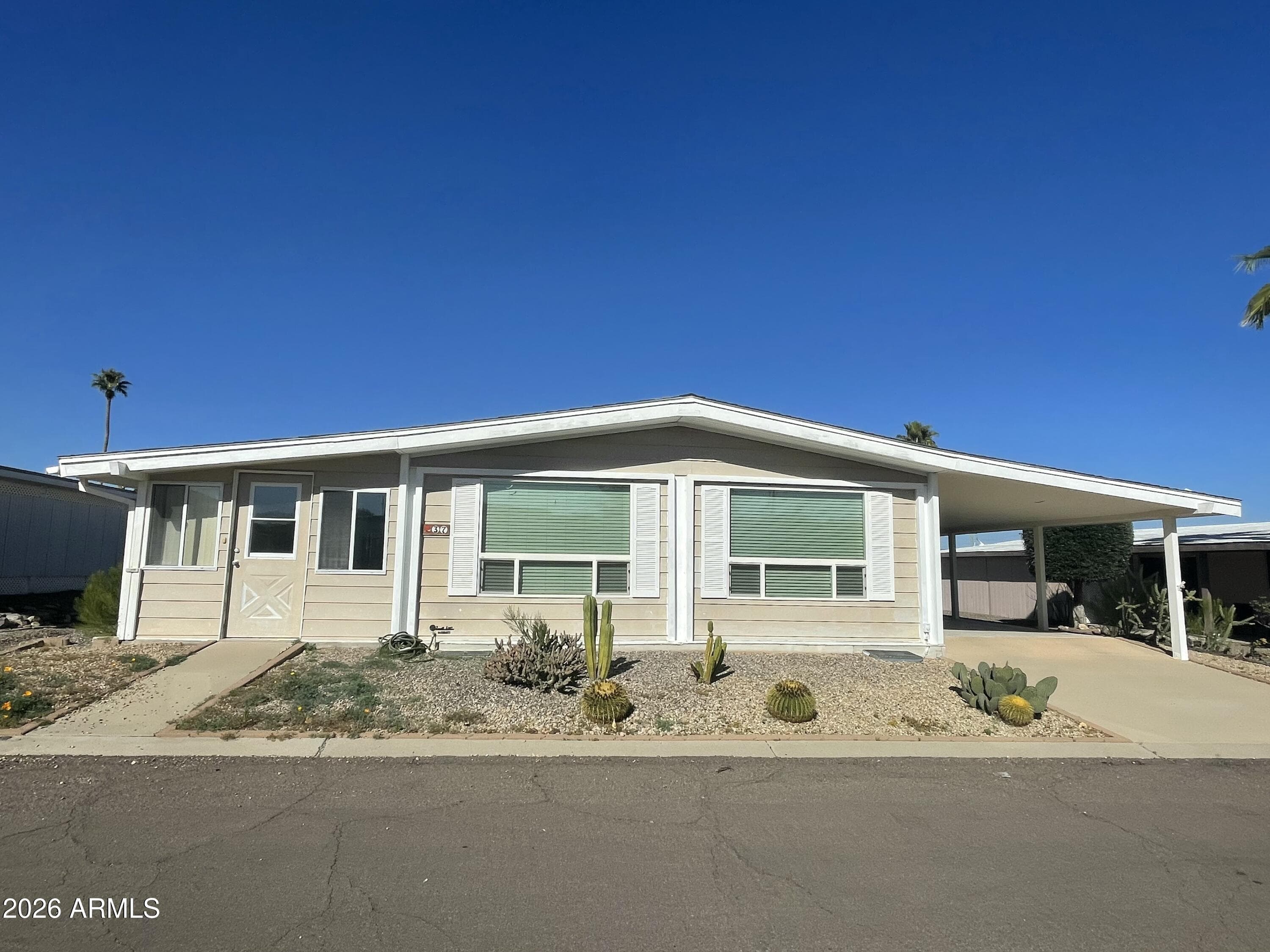 2501 W Wickenburg Way 37 — photo 1