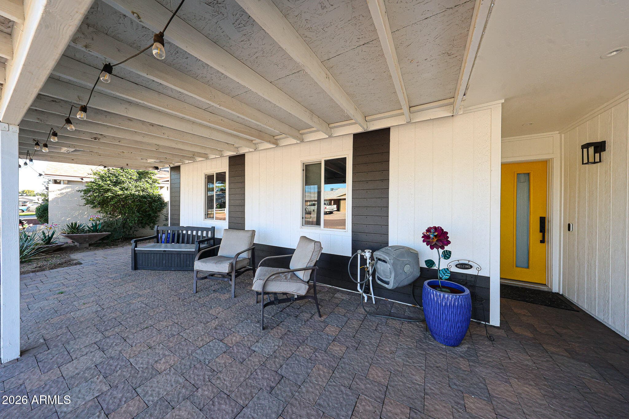 6037 W Marconi Ave — photo 2