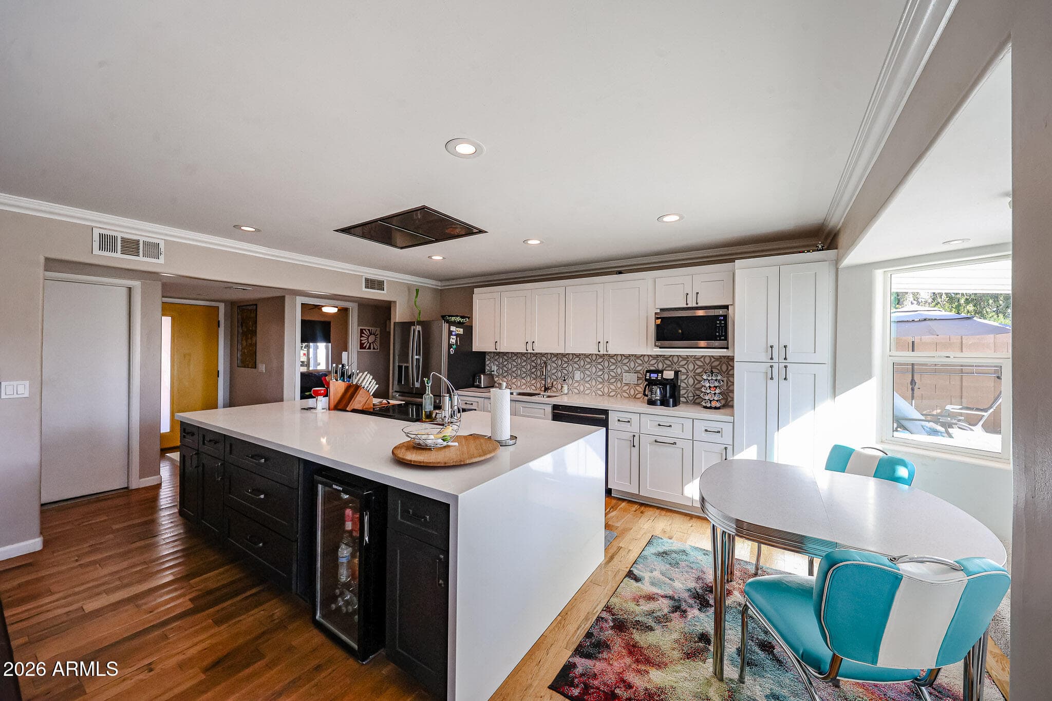 6037 W Marconi Ave — photo 1