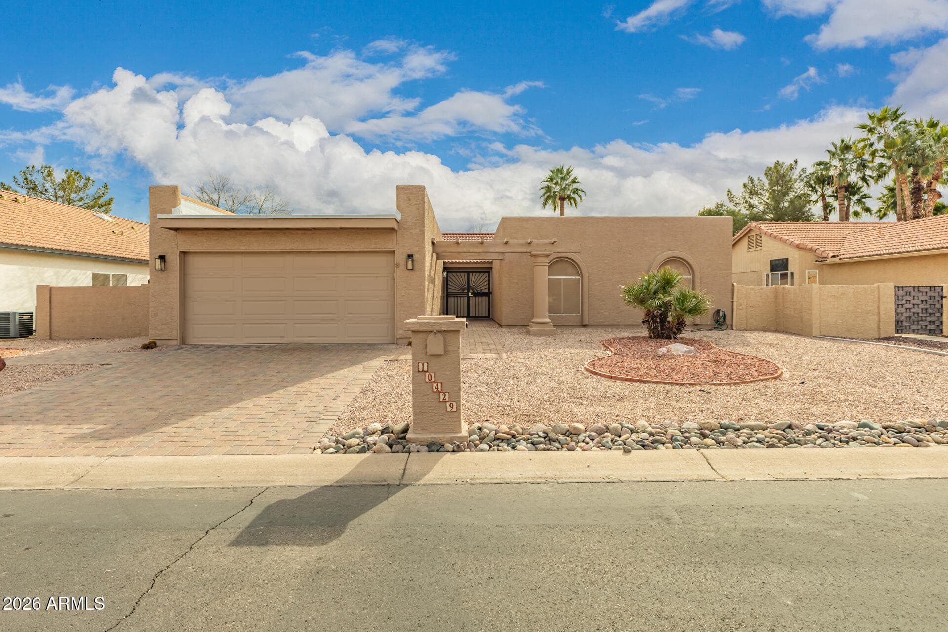 10429 E Nacoma Dr — photo 1