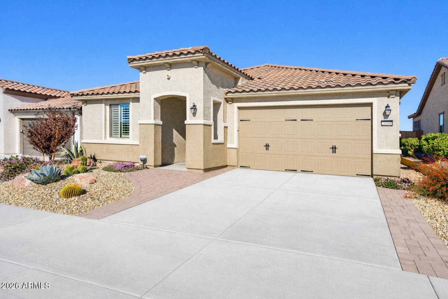 26990 W Kerry Ln — photo 2