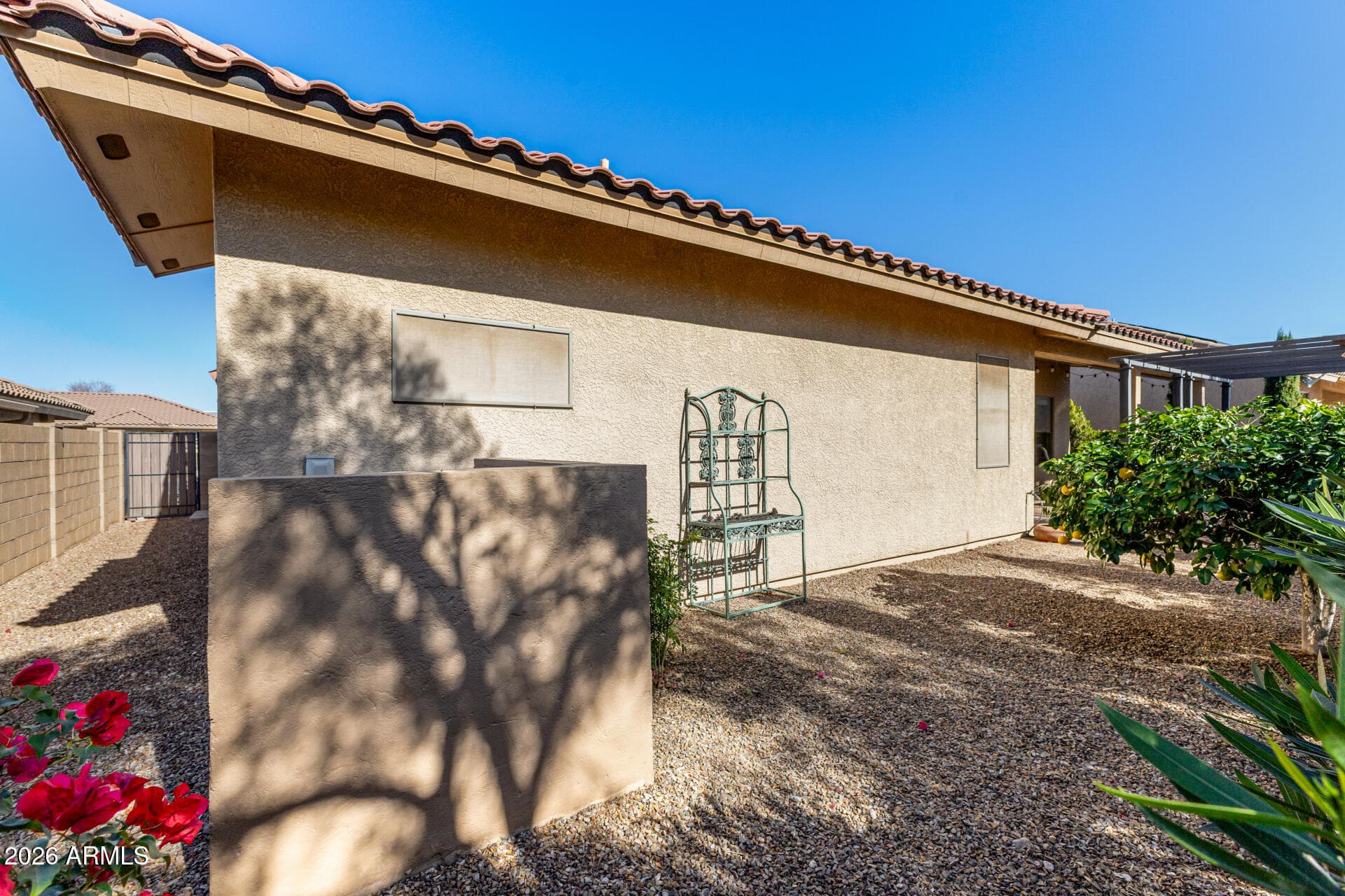 10853 E OLLA AVE - Photo 32