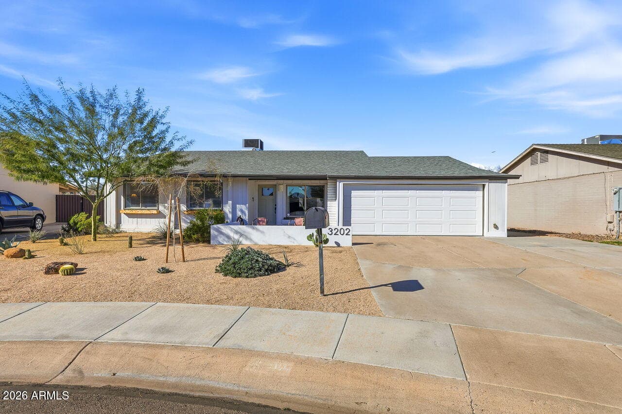 3202 N Emerson St — photo 1