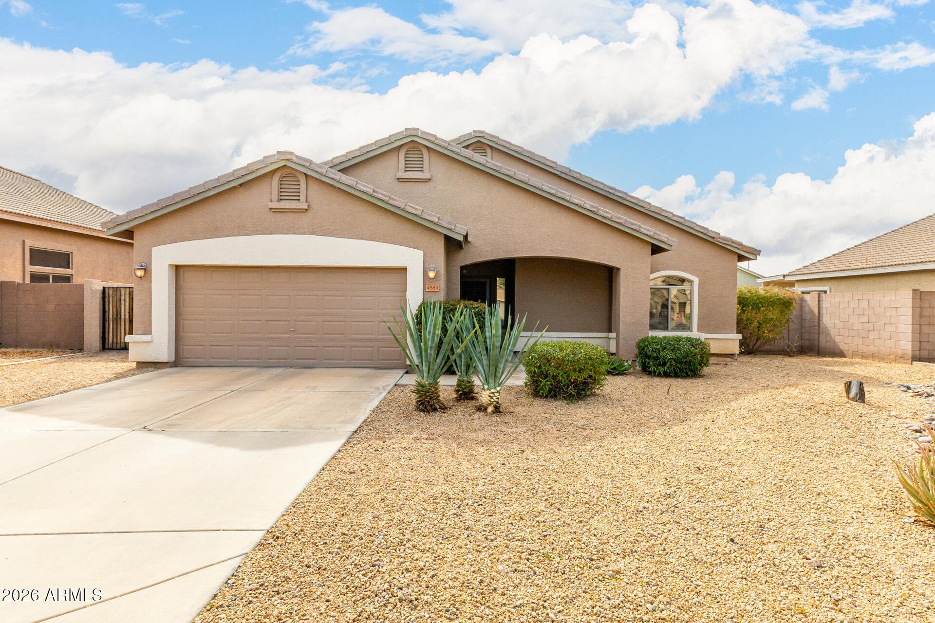 4583 E Olive Ct — photo 2