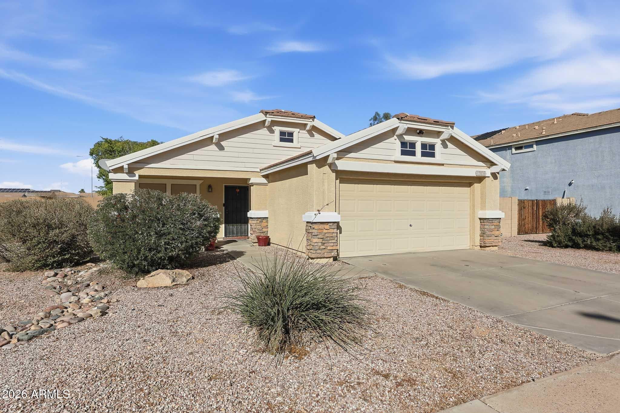 12026 W Hopi St — photo 2