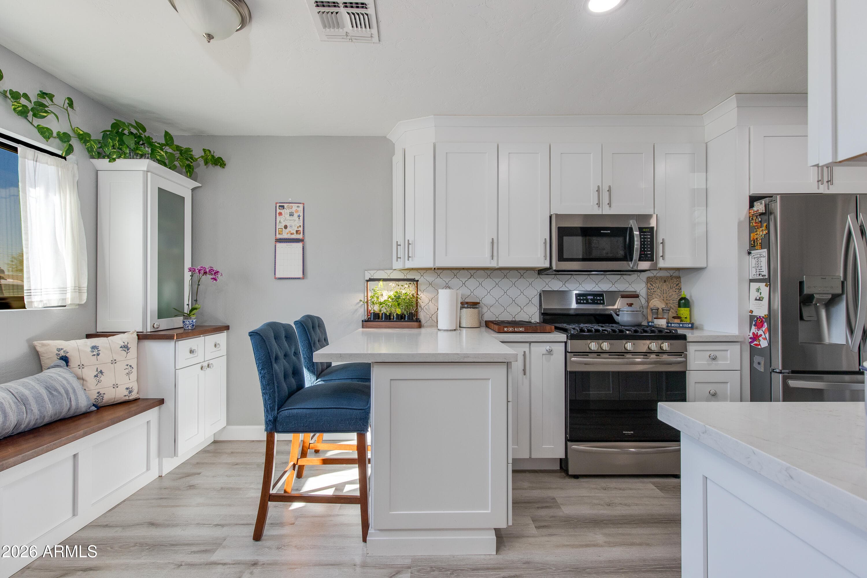 4214 E Palm Ln Ln — photo 1