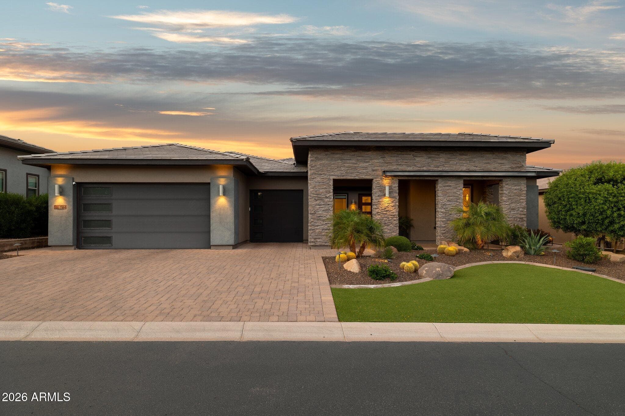 17964 E Wolf Tree Ln — photo 1