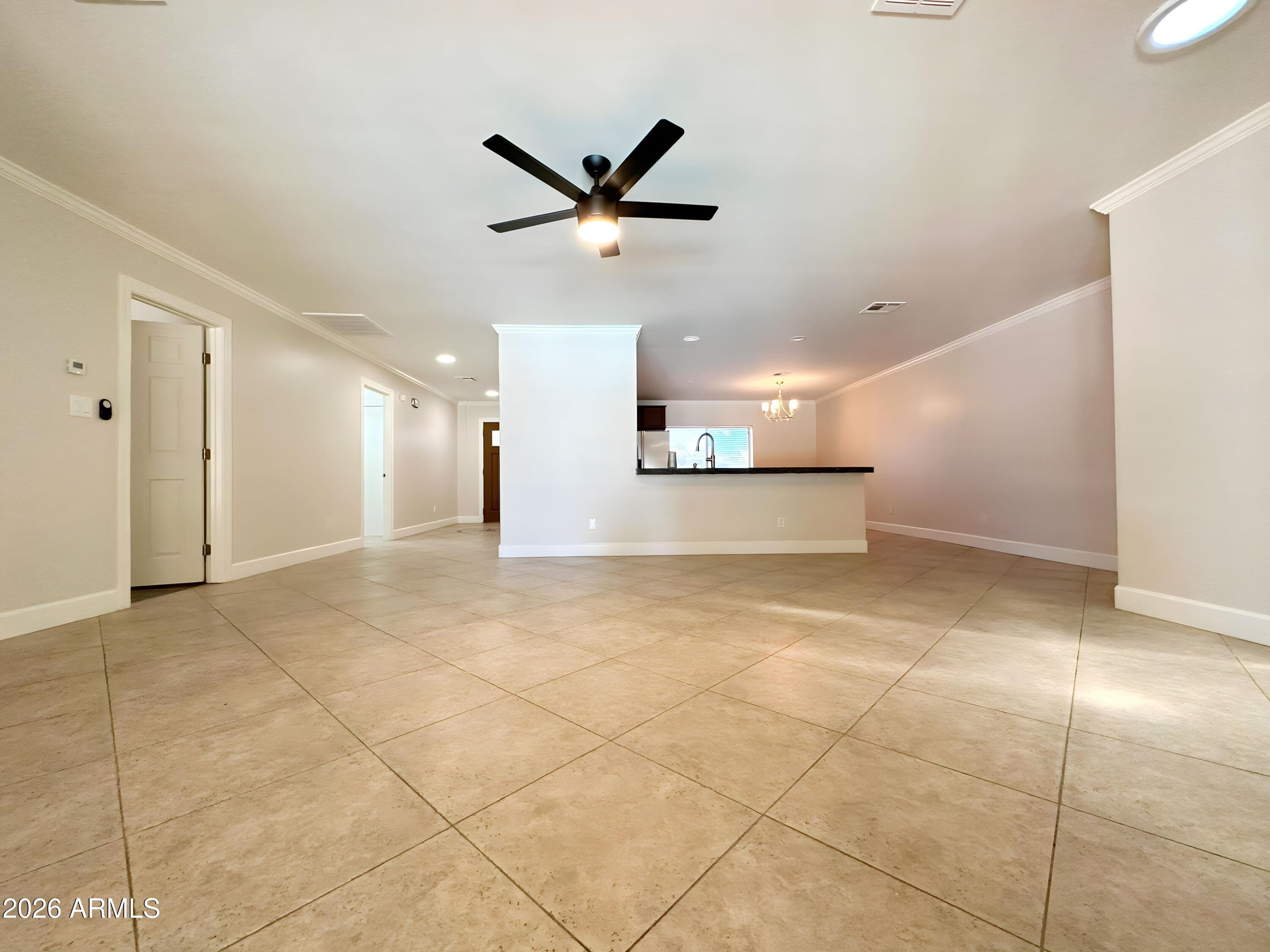 5337 E Thunderbird Rd — photo 2
