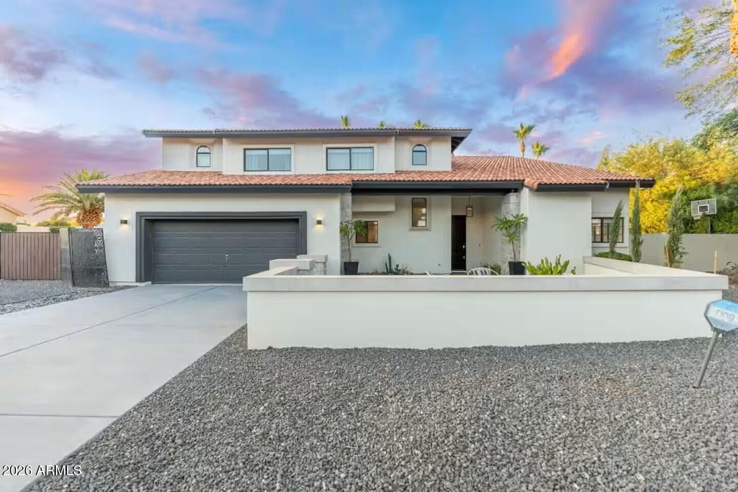 2814 E Evans Dr — photo 1