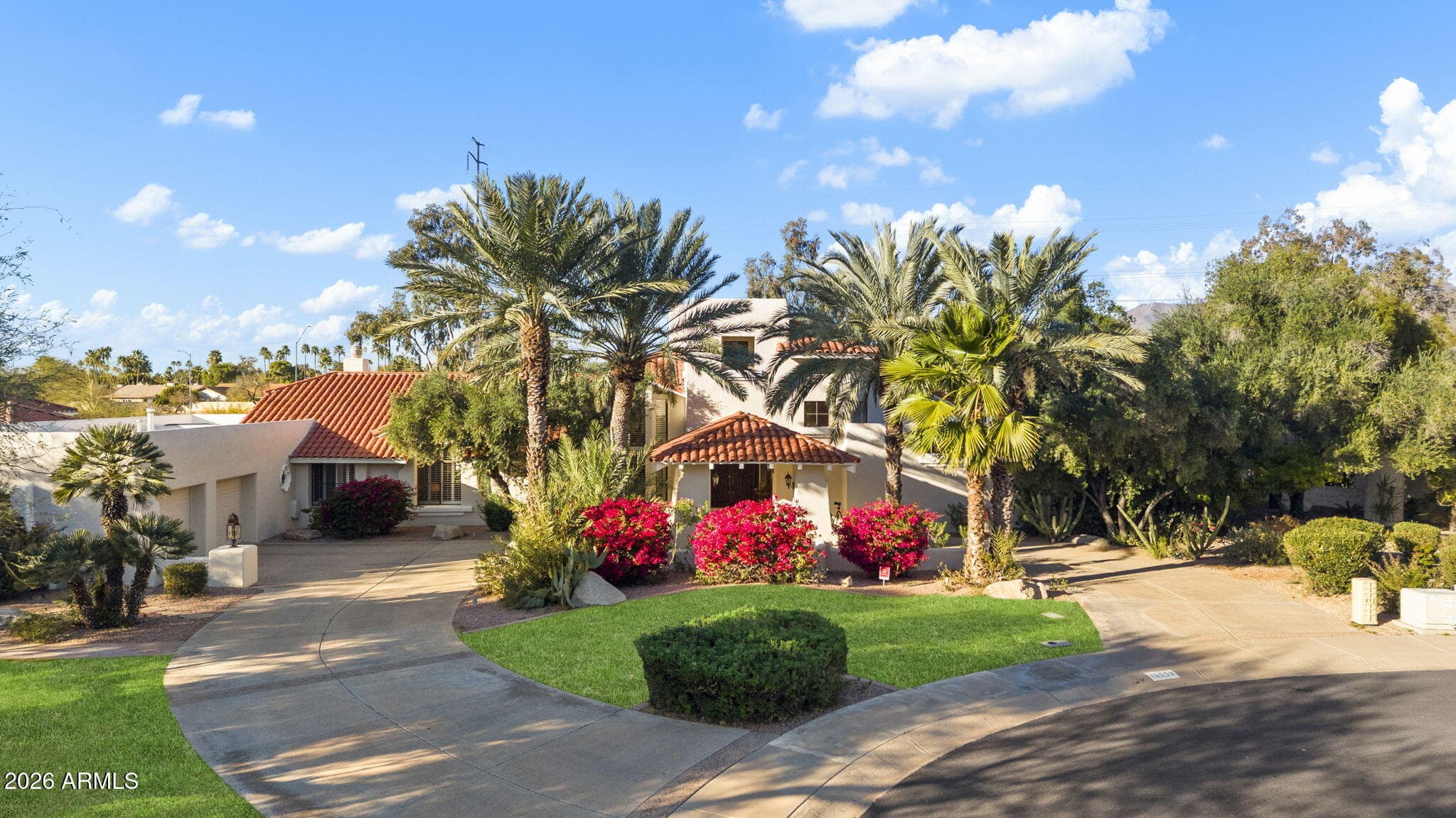 10558 N 106th Pl — photo 2