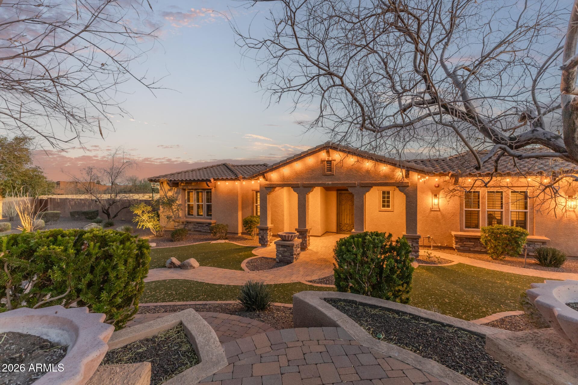 8691 W Questa Dr — photo 2