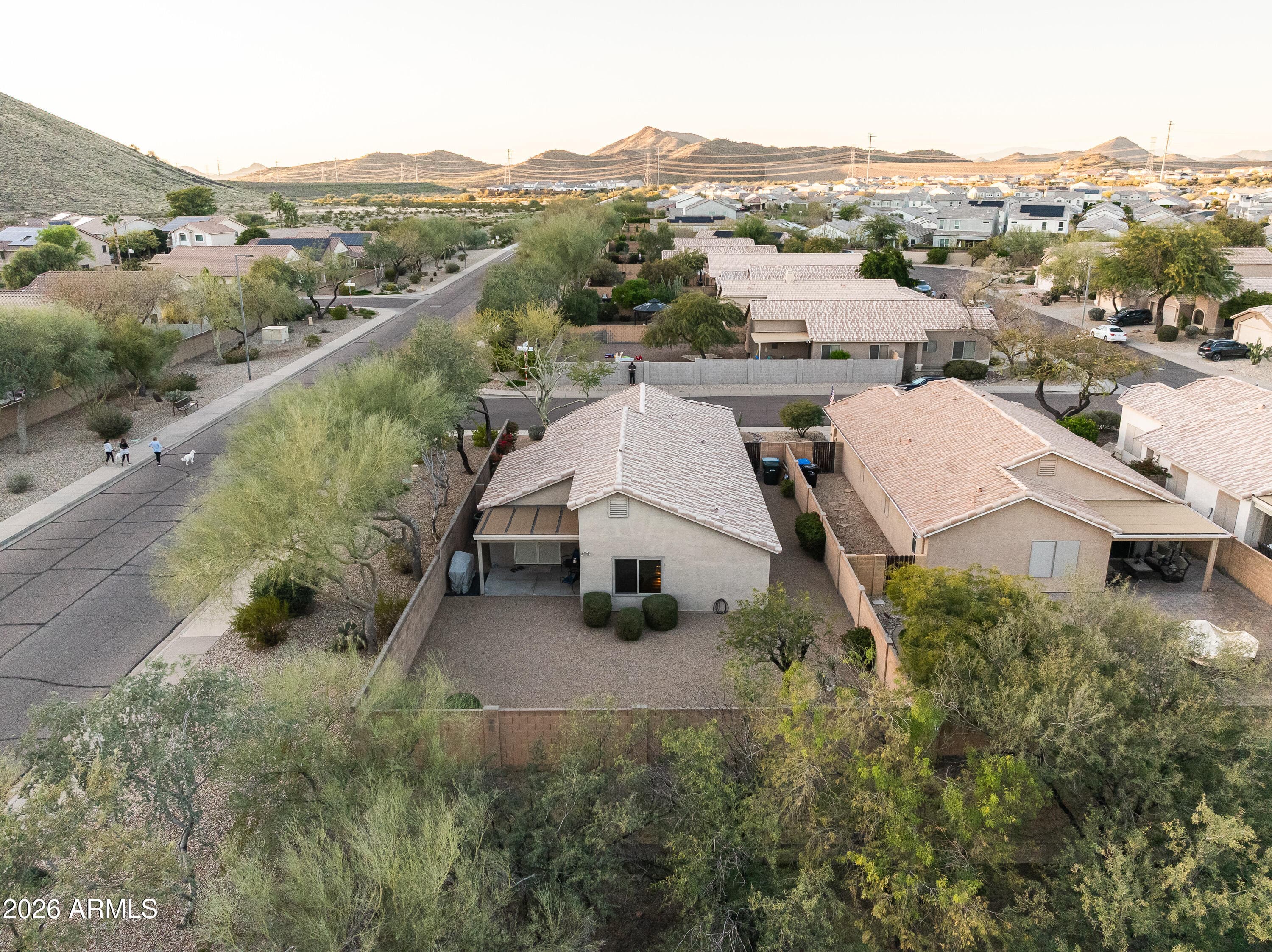 2135 E Mariposa Grande St — photo 30