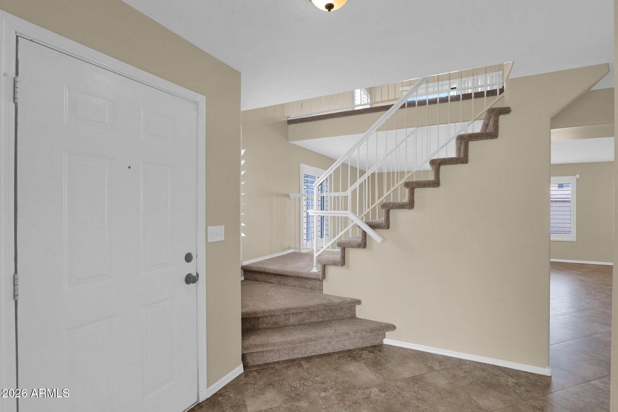 850 E Elgin St — photo 2