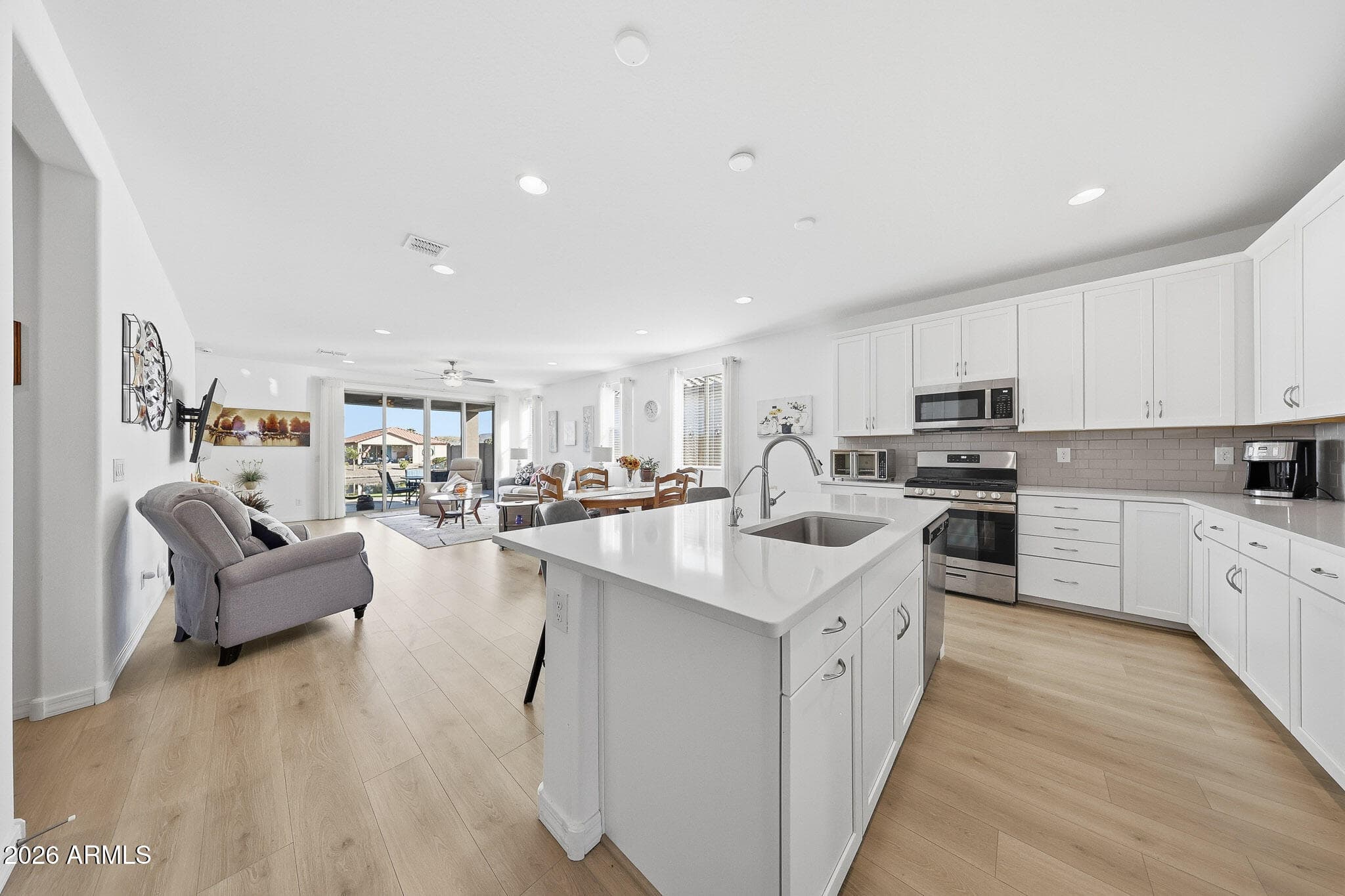 40548 W WADE DR - Photo 3
