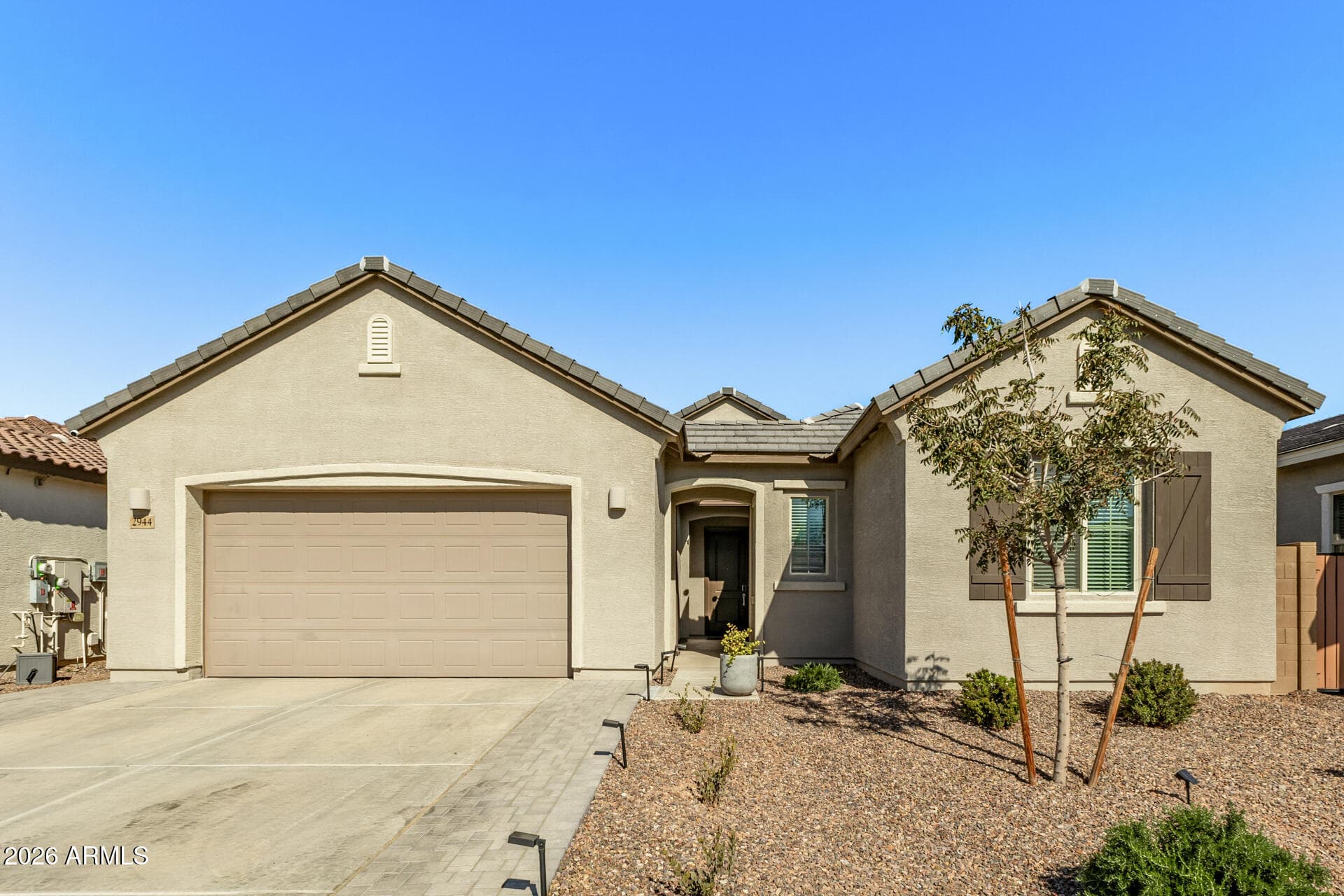 2944 E Birdsong Ave — photo 1