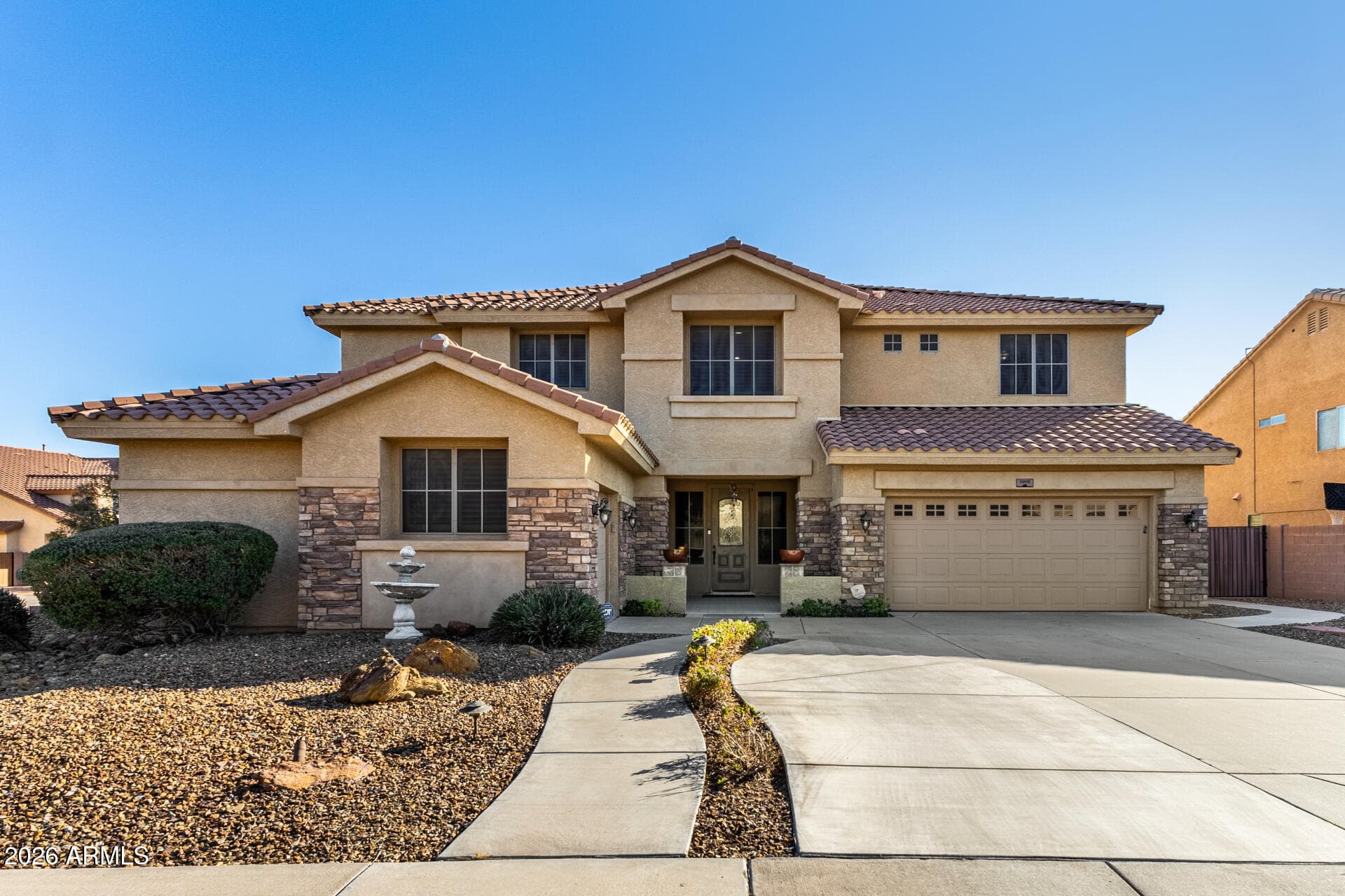 1919 W Bonanza Ln — photo 2