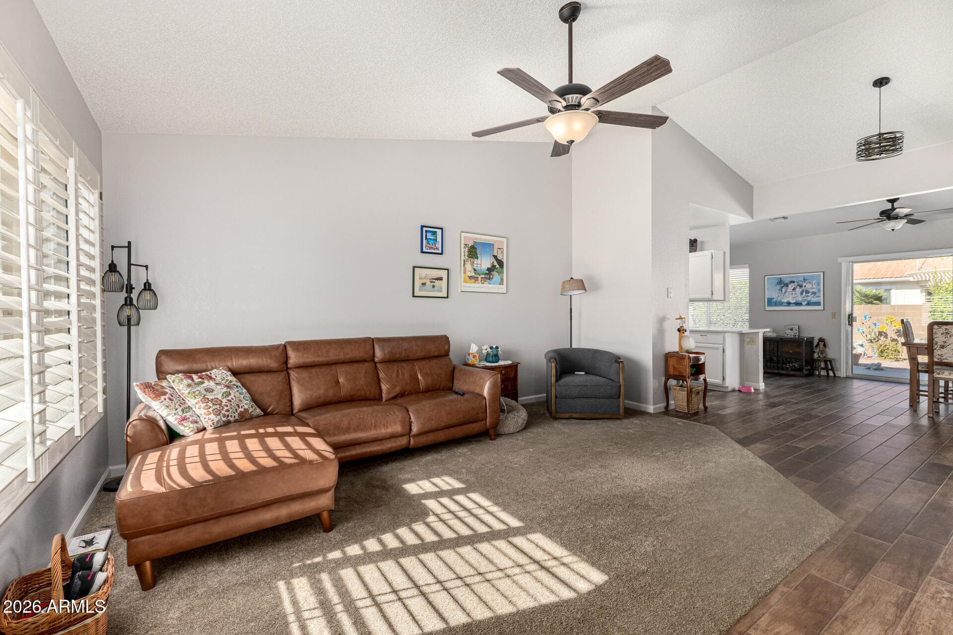 1518 E SPYGLASS DR - Photo 3