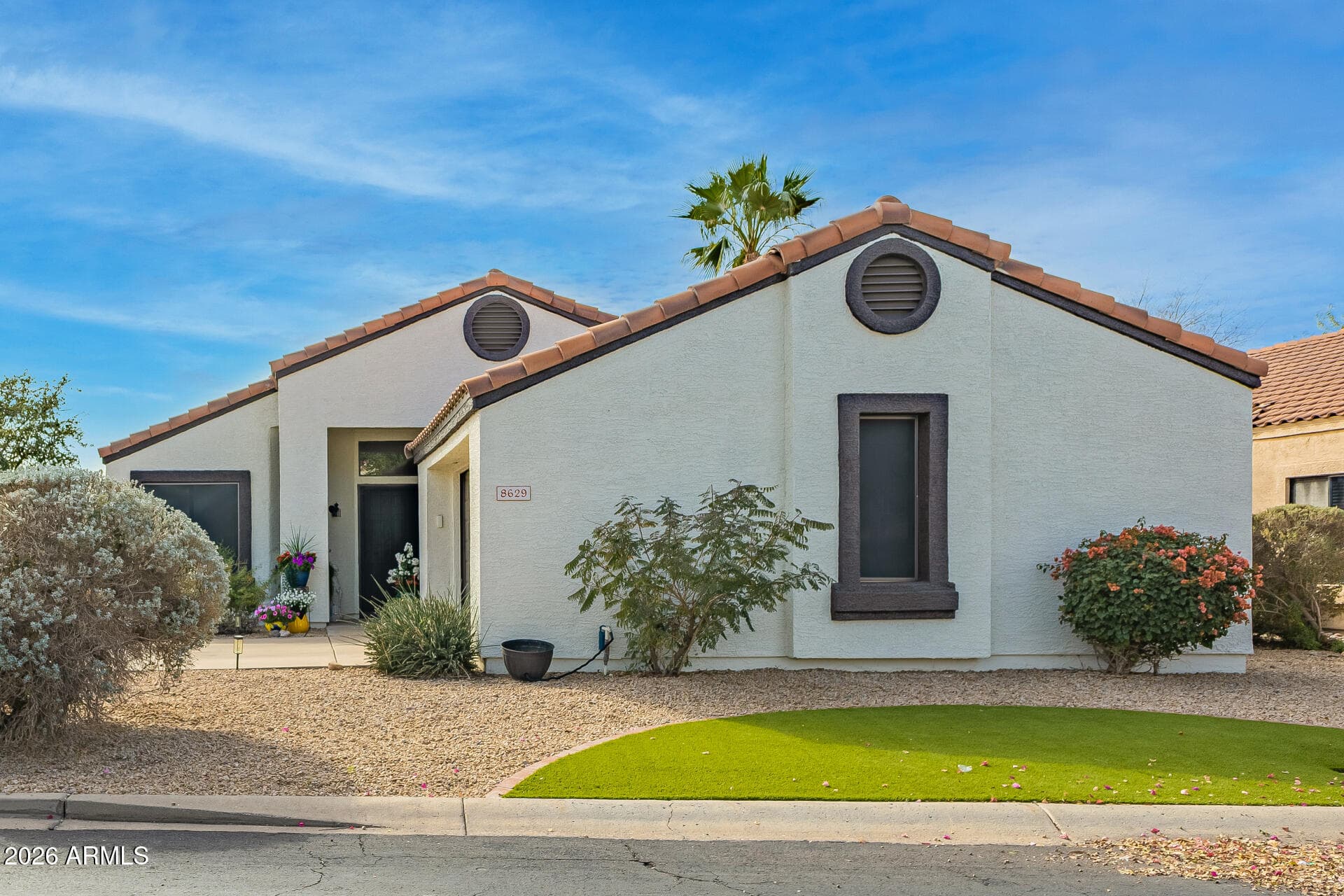 8629 W MAUI LN - Photo 4