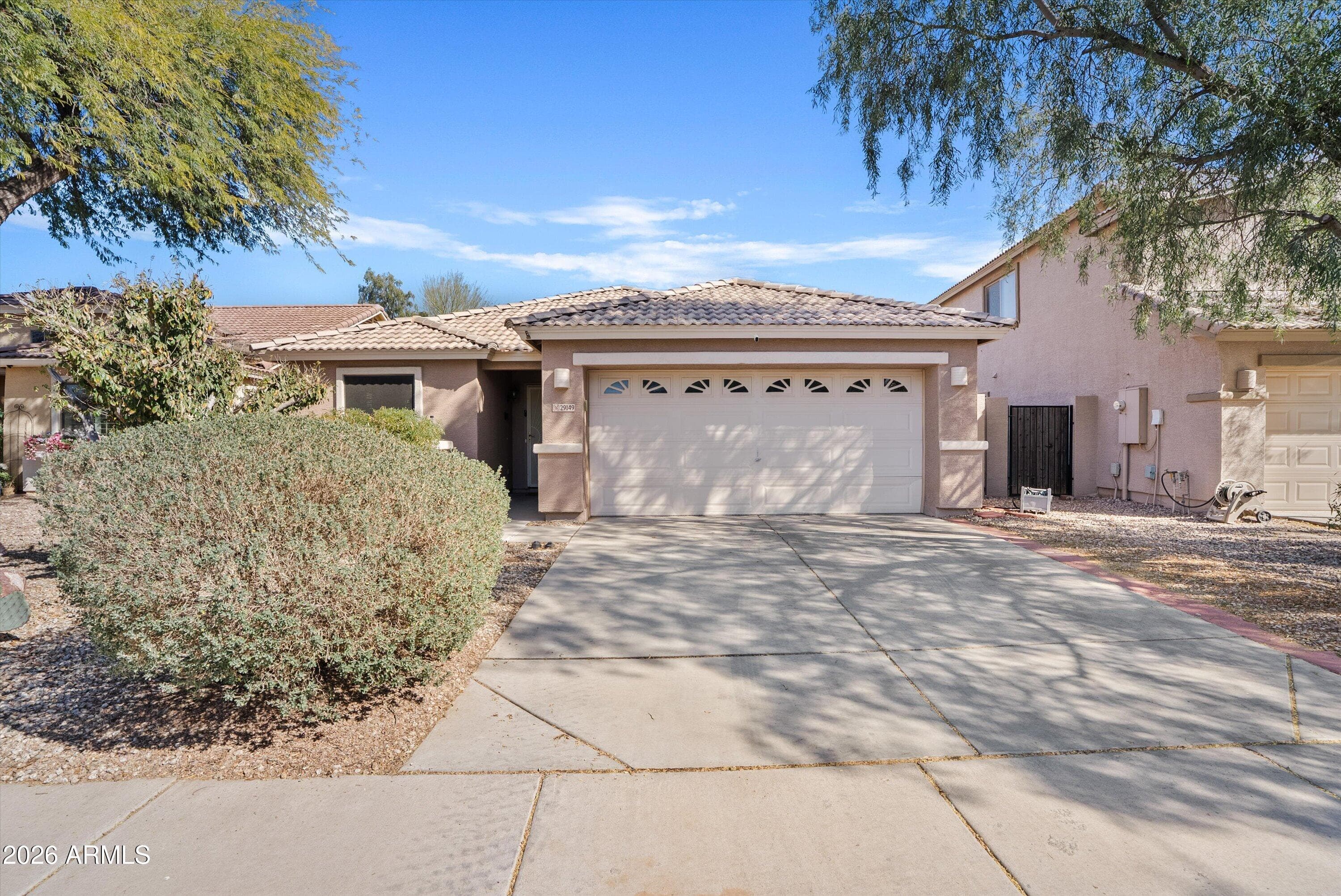 29149 N Yellow Bee Dr — photo 1