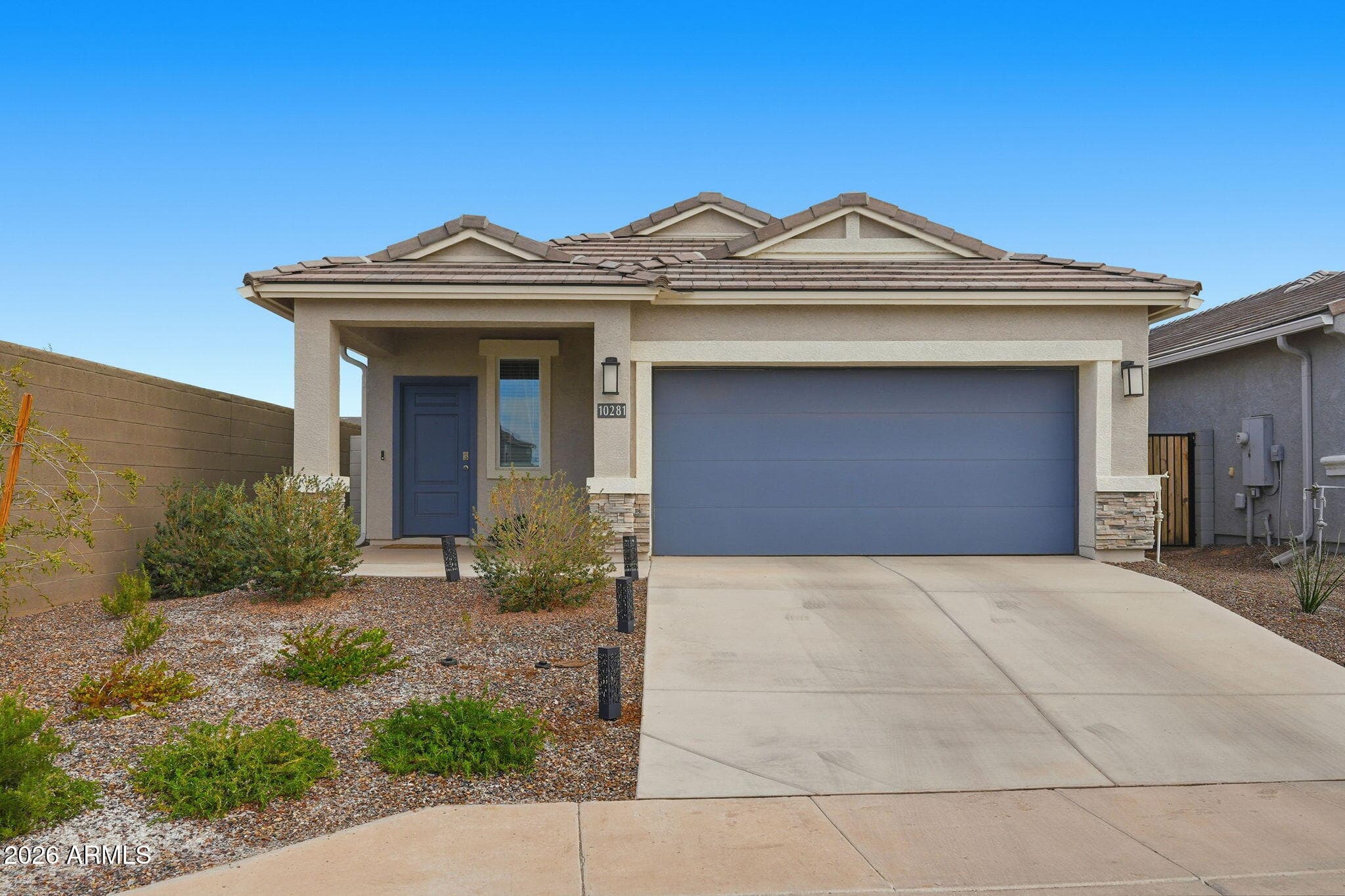 10281 S Corona Dr — photo 1