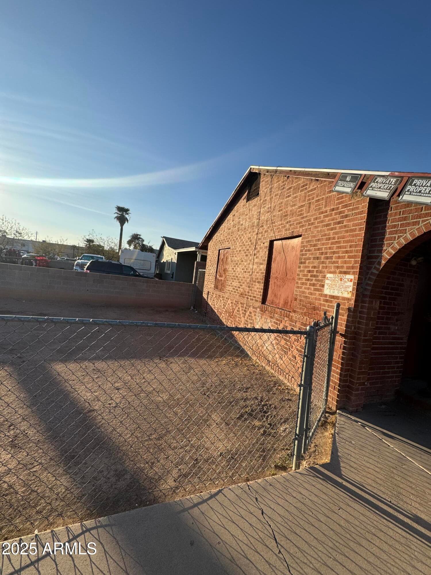 2230 E Taylor St — photo 1