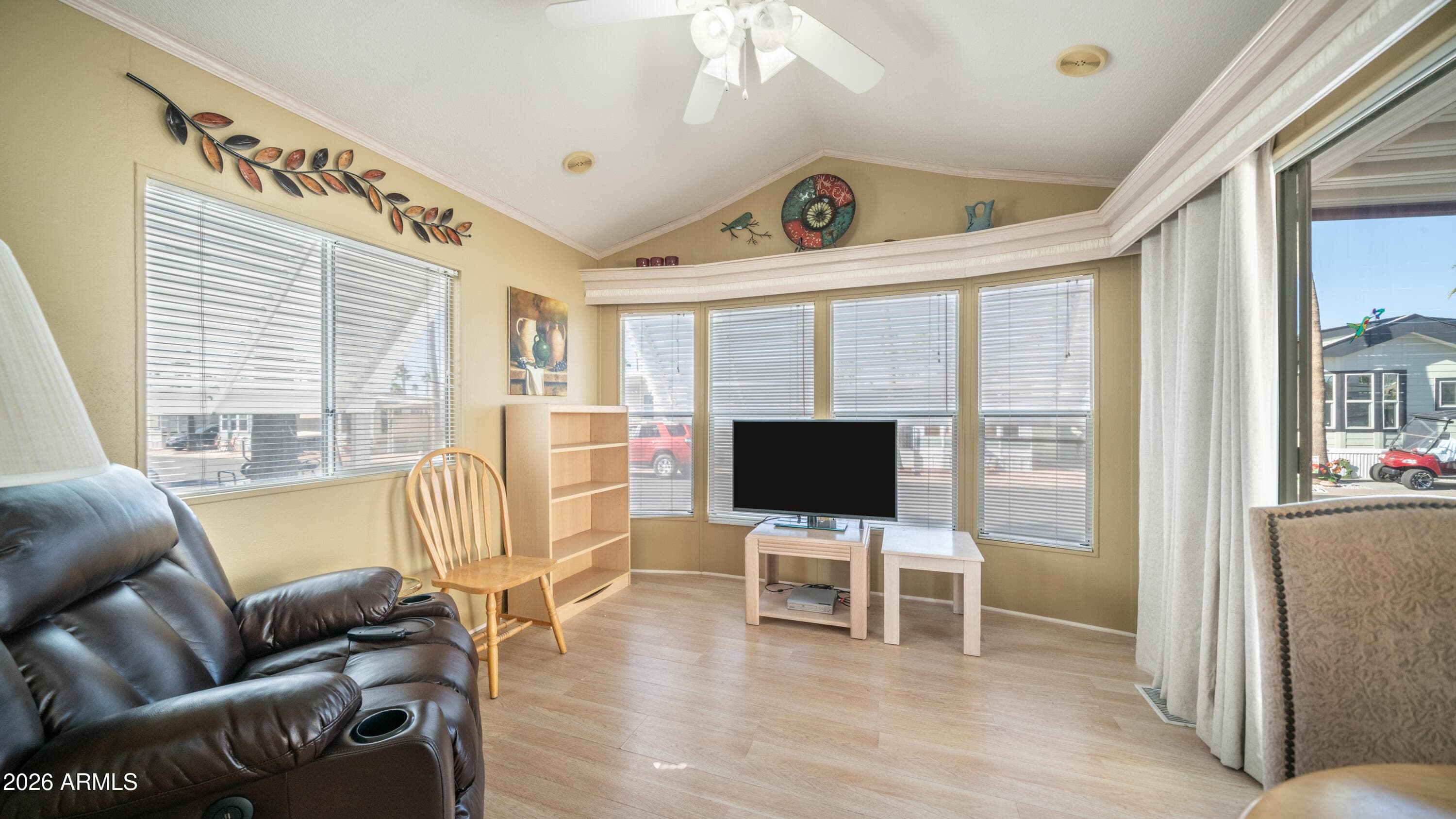 196 Mineshaft Dr — photo 1