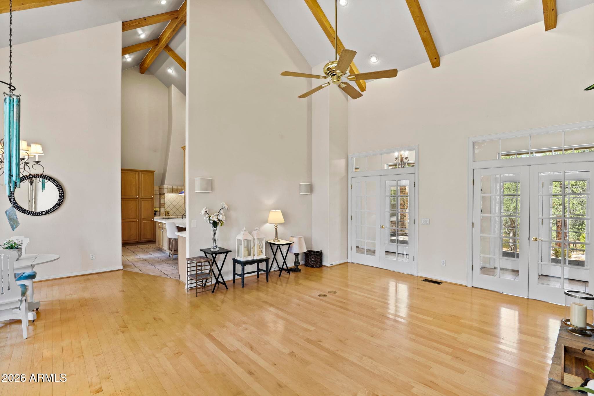 864 E HIGHLINE DR - See more photos